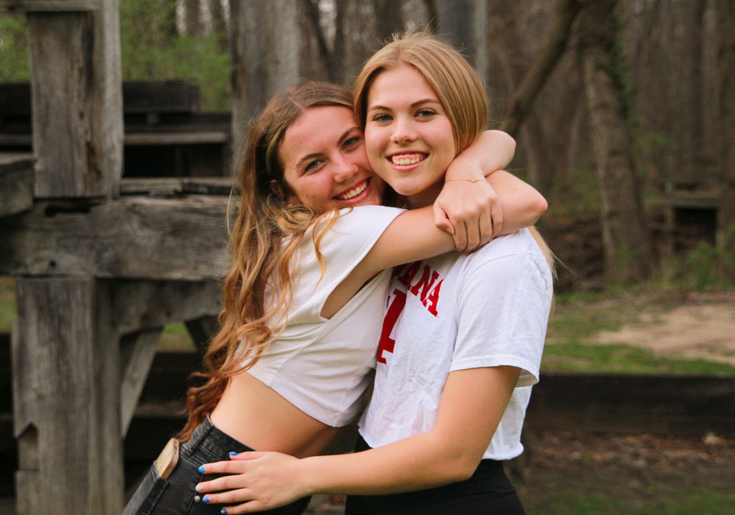 senior 2025 portrait at Deep River County Park