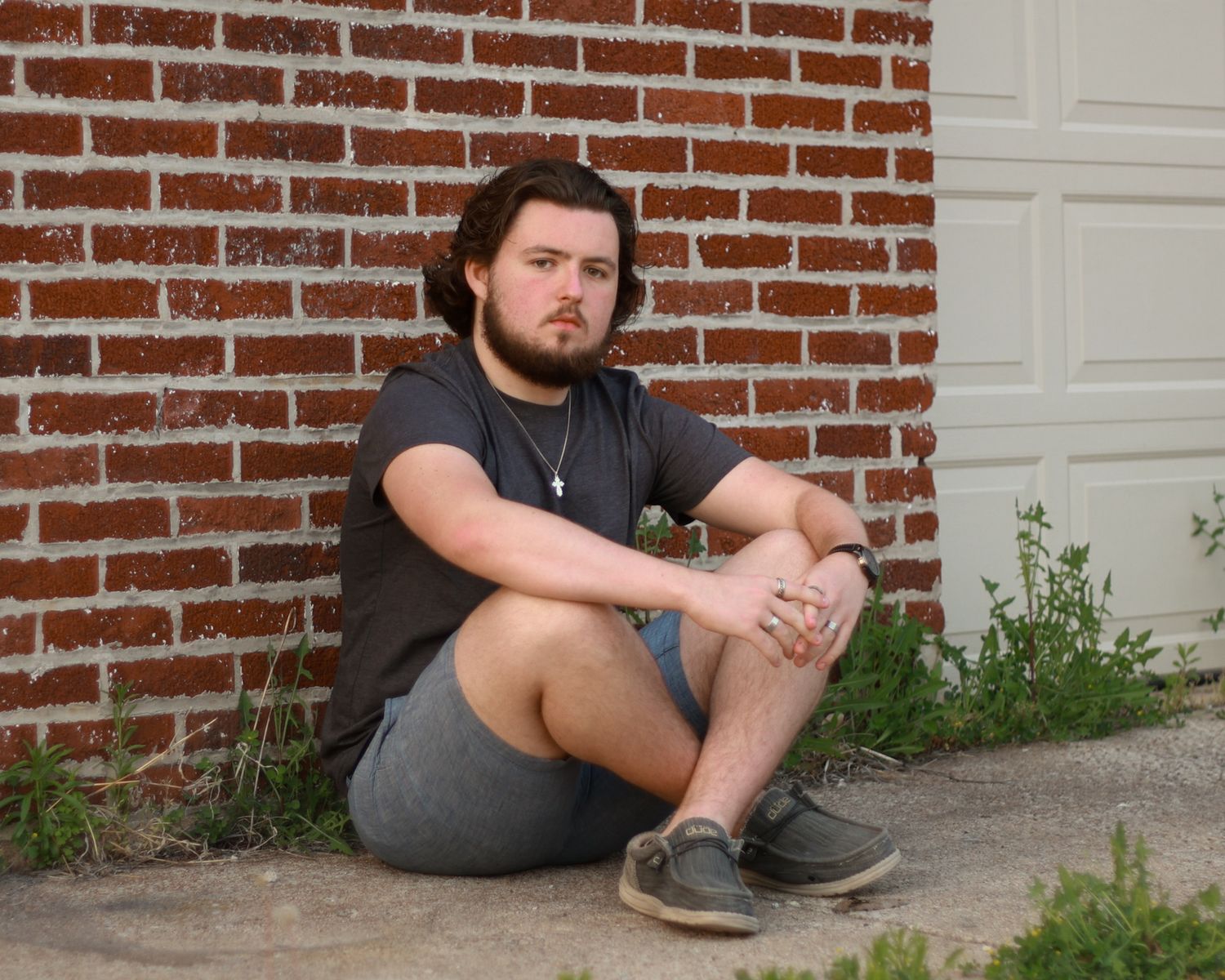 senior 2025 portrait on the square in crown point Indiana