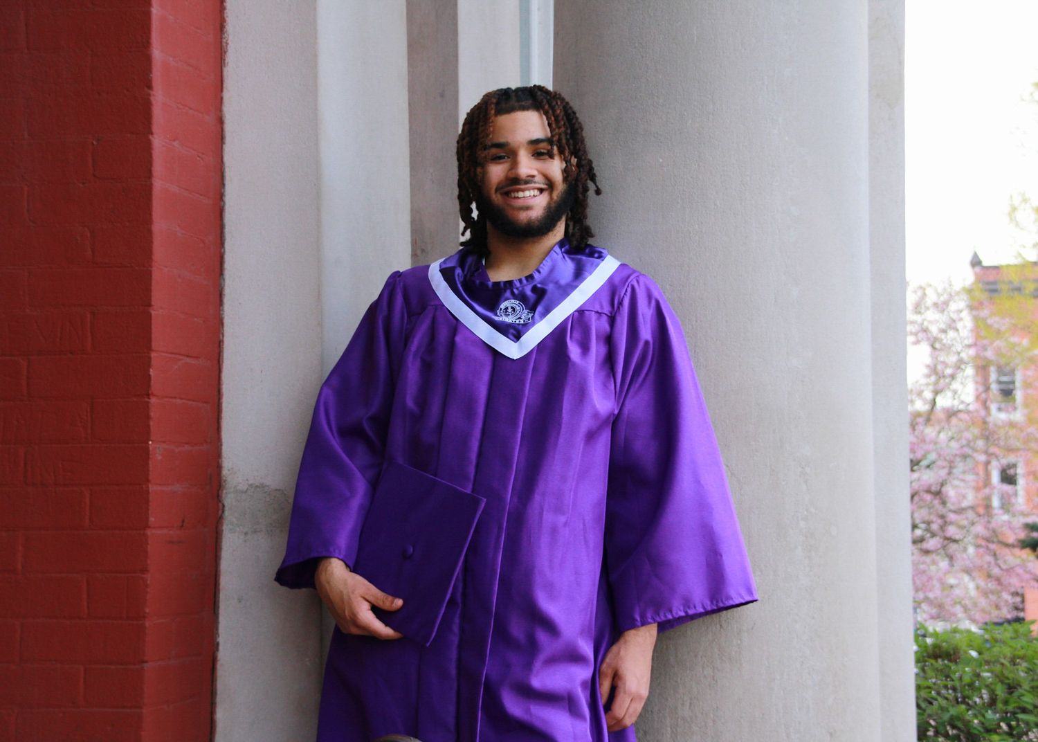 senior 2025 portrait on the square in crown point Indiana
