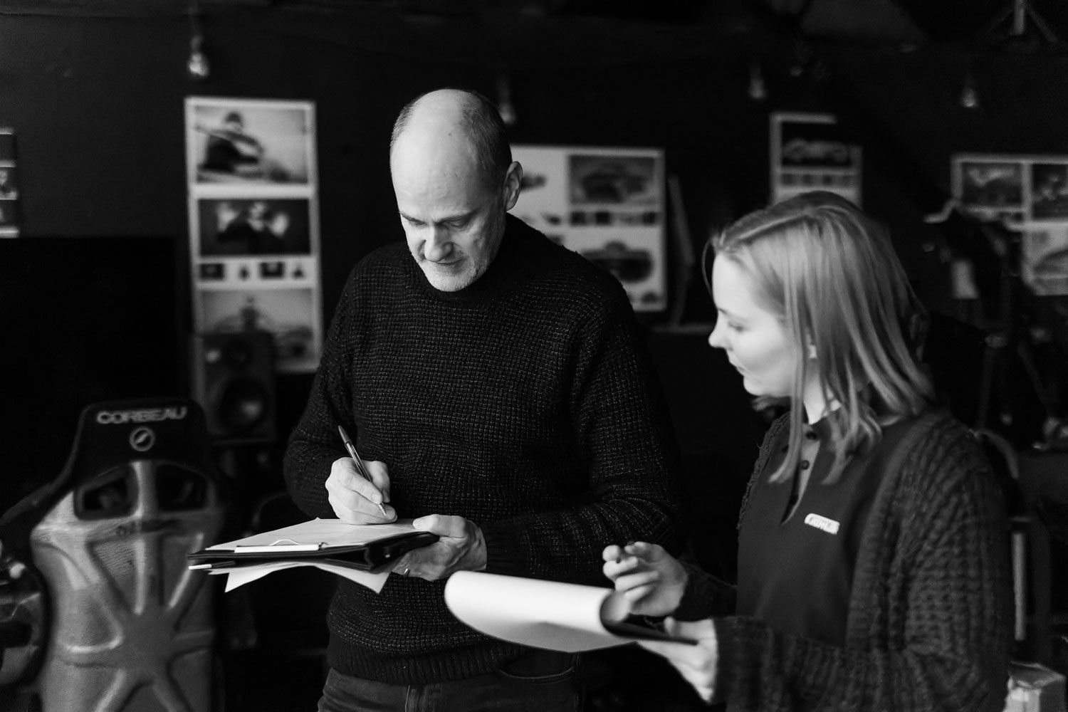 Alan Harbord planning technical photography brief with client