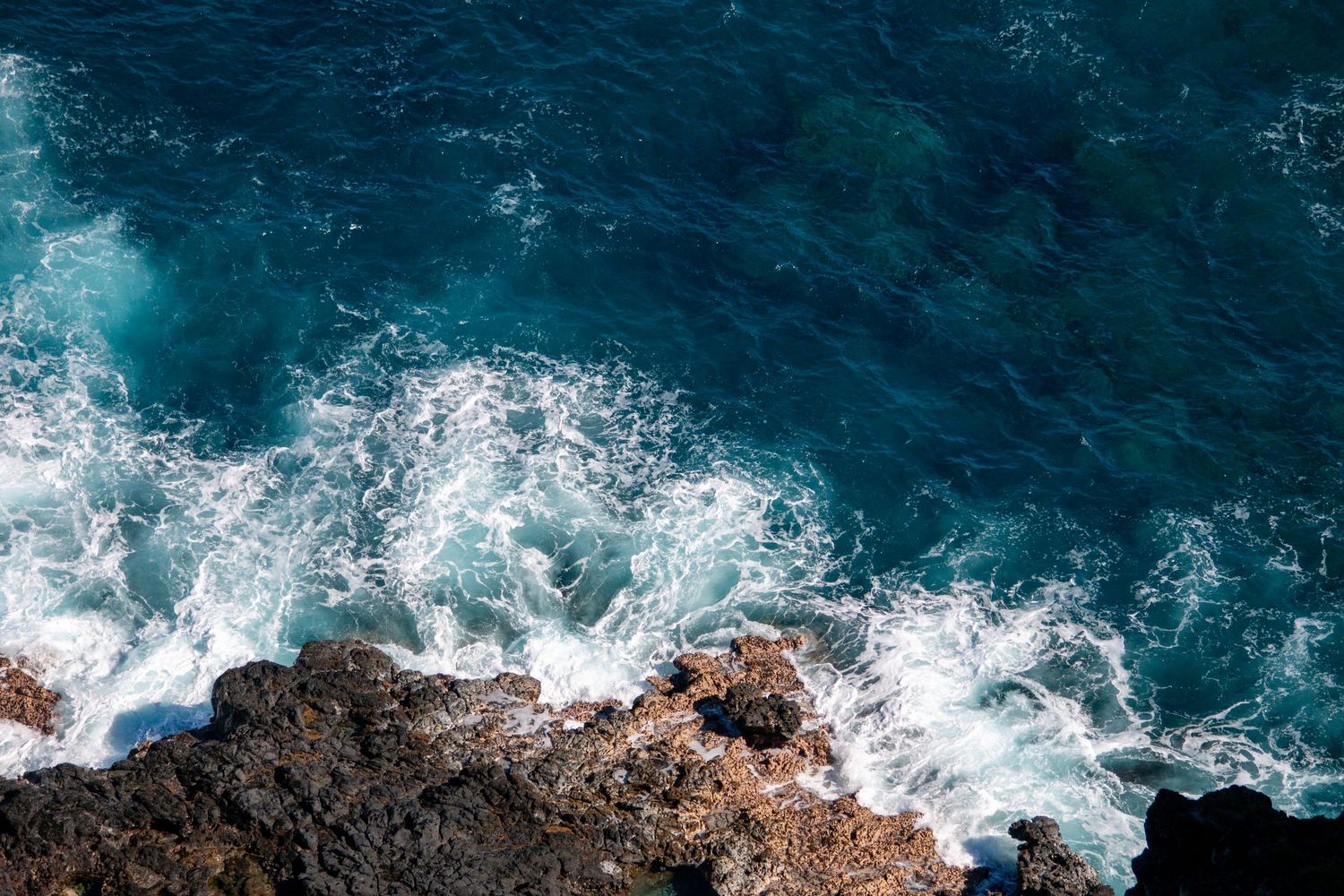 Hawaii Wave Hitting Rocks