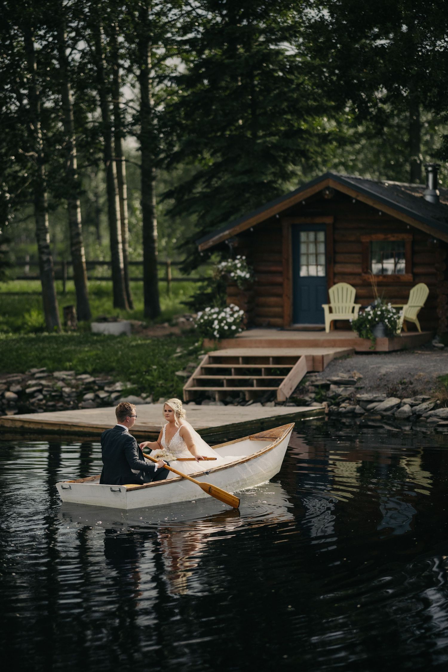 boat ride during wedding day captured by Marcu fotography