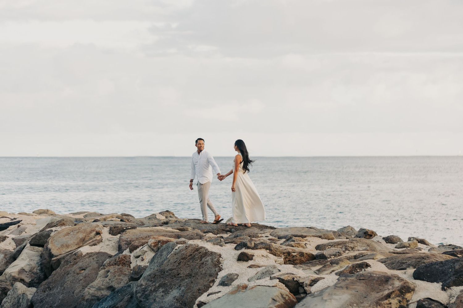 elopement in Honolulu Hawaii by Marcu Fotography - destination wedding photographer