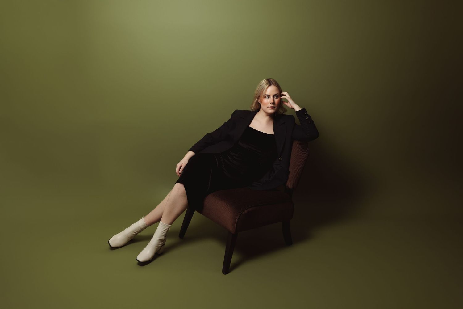 Branding session for actress in studio in Edmonton by Marcu fotography