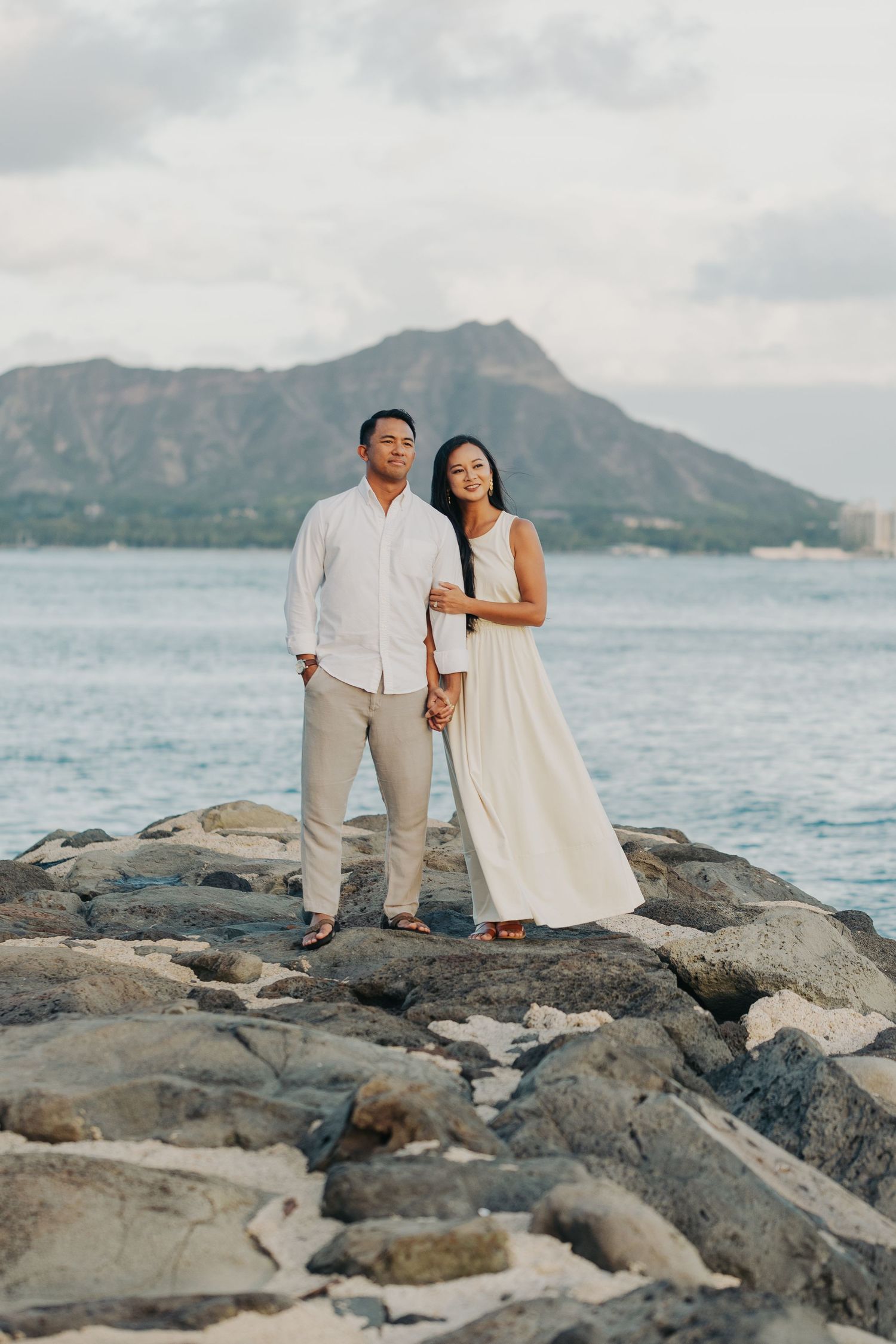 elopement in Honolulu Hawaii by Marcu Fotography - destination wedding photographer