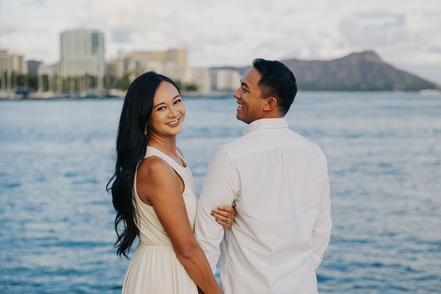 elopement in Honolulu Hawaii by Marcu Fotography - destination wedding photographer