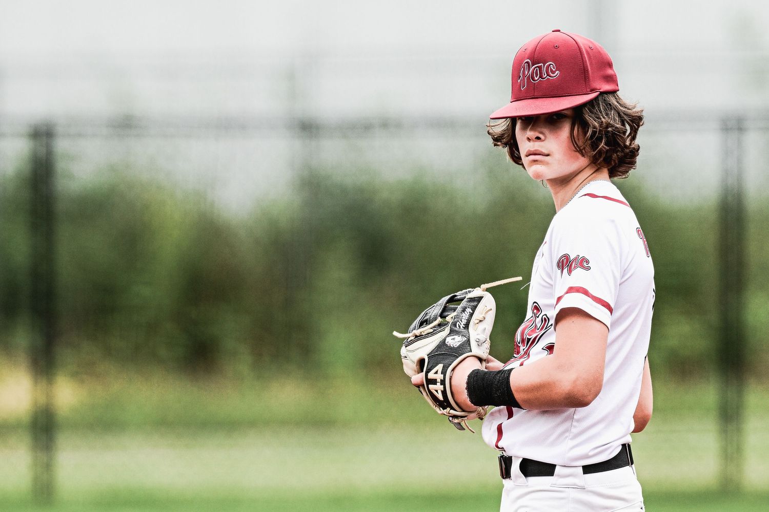 OFFERING PORTRAIT AND LIFESTYLE PHOTOGRAPHY AND CREATIVE SERVICES - ACTION SPORTS PHOTOGRAPHY - SENIOR PICTURES - FAMILY PHOTOS - ATHLETES