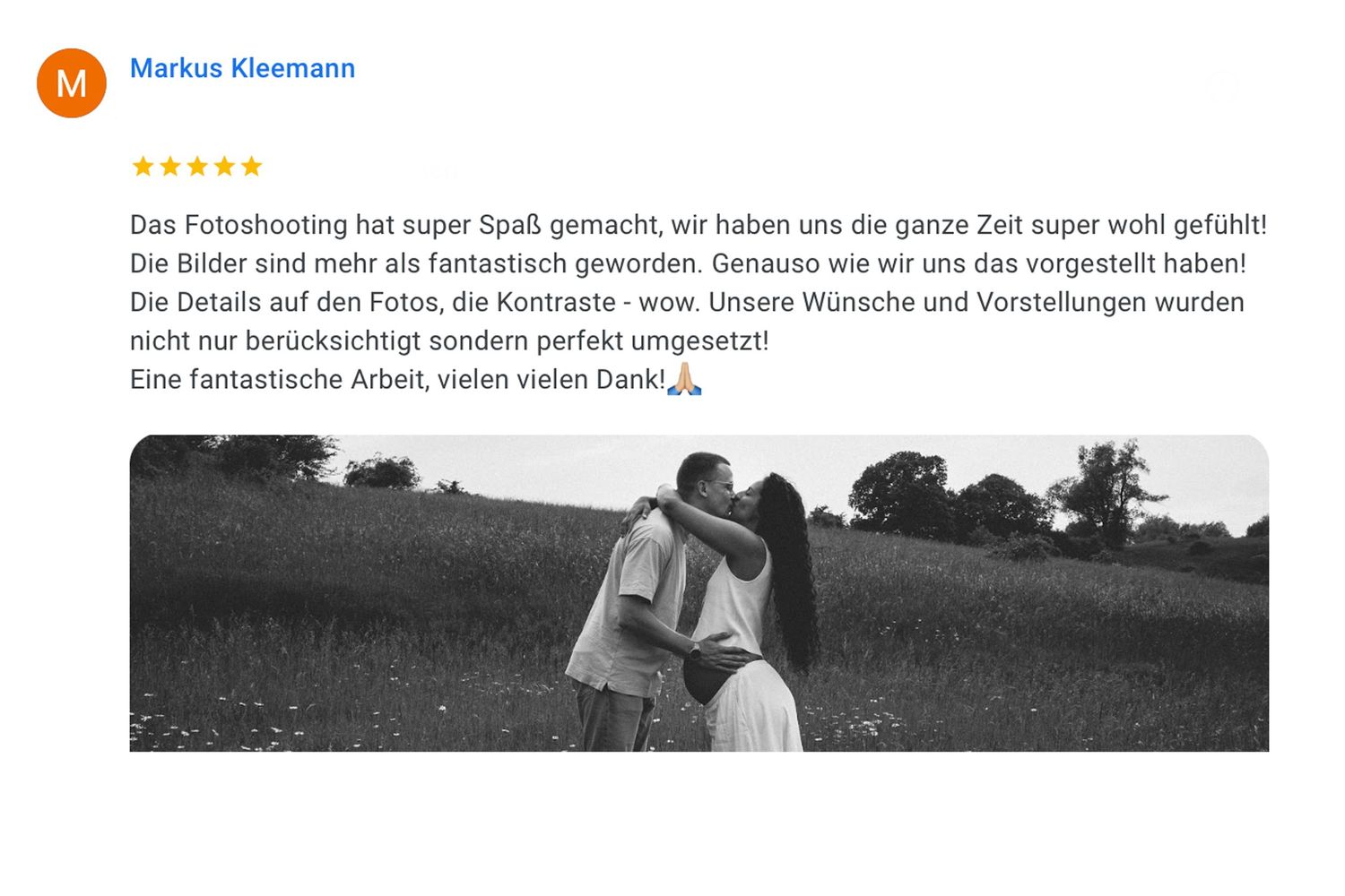 A collection of five-star product reviews written in German displayed on multiple screens with a dark background.