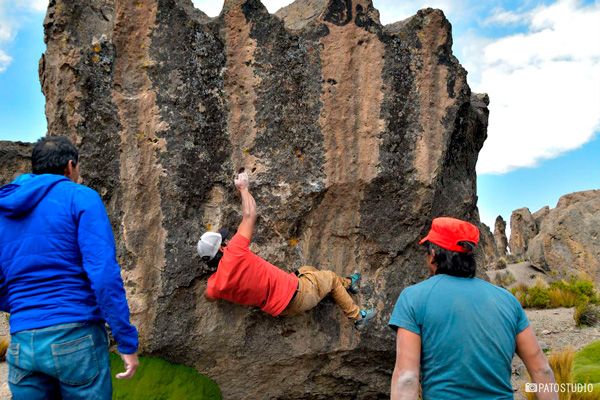Adventure photography in the Peruvian Andes — expedition photography tours with Javi Storyteller, capturing remote landscapes and mountain