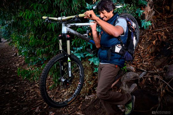 Adventure photography in the Peruvian Andes — expedition photography tours with Javi Storyteller, capturing remote landscapes and mountain