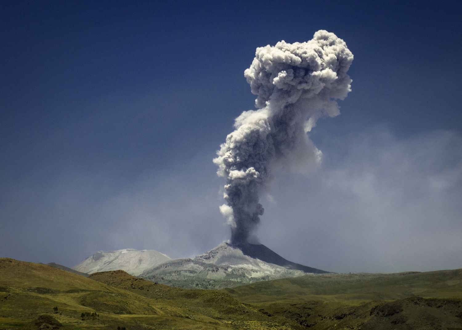volcanes, la fuerza de la naturaleza, energías del mundo