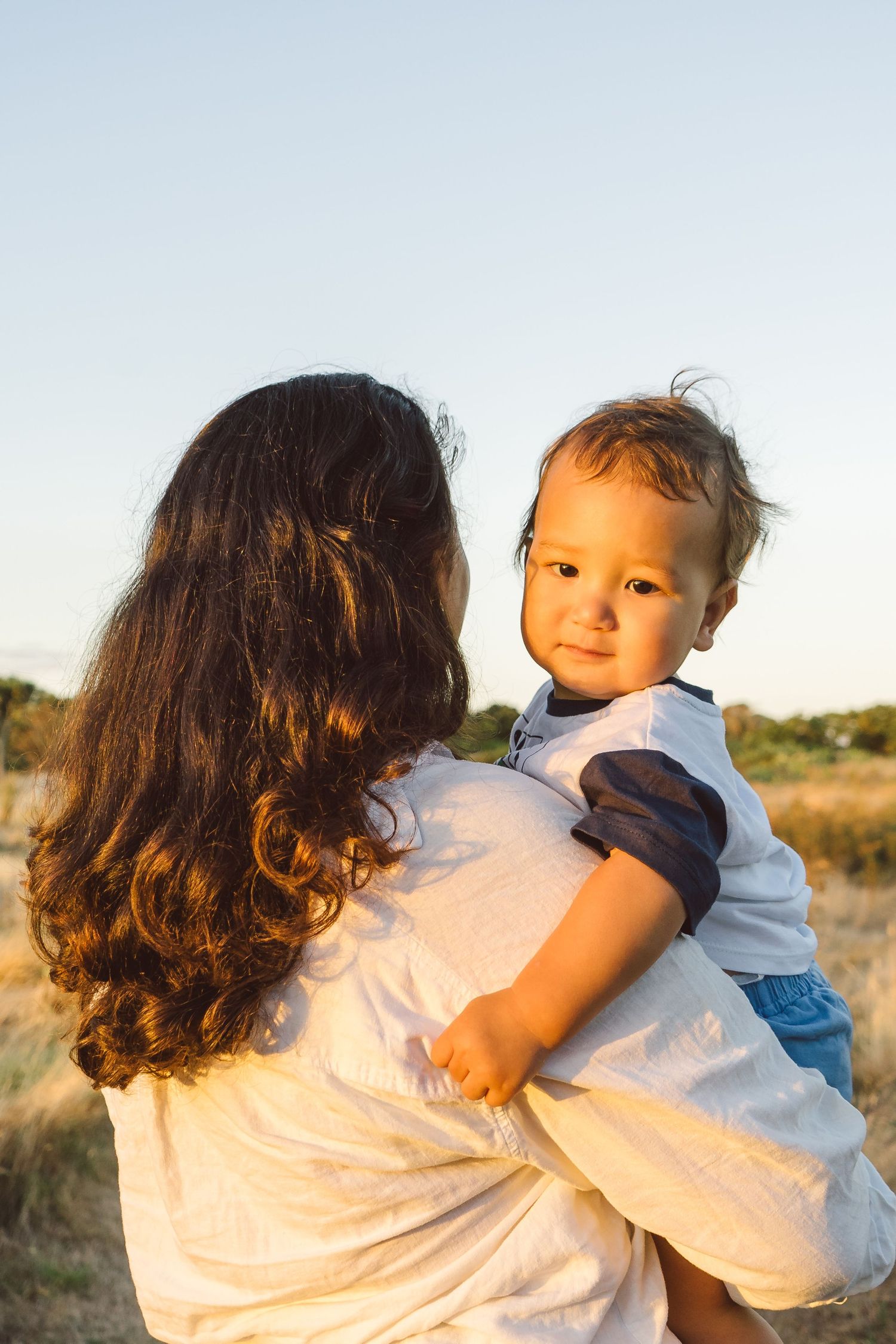Family session at Ambury Regional Park during sunset