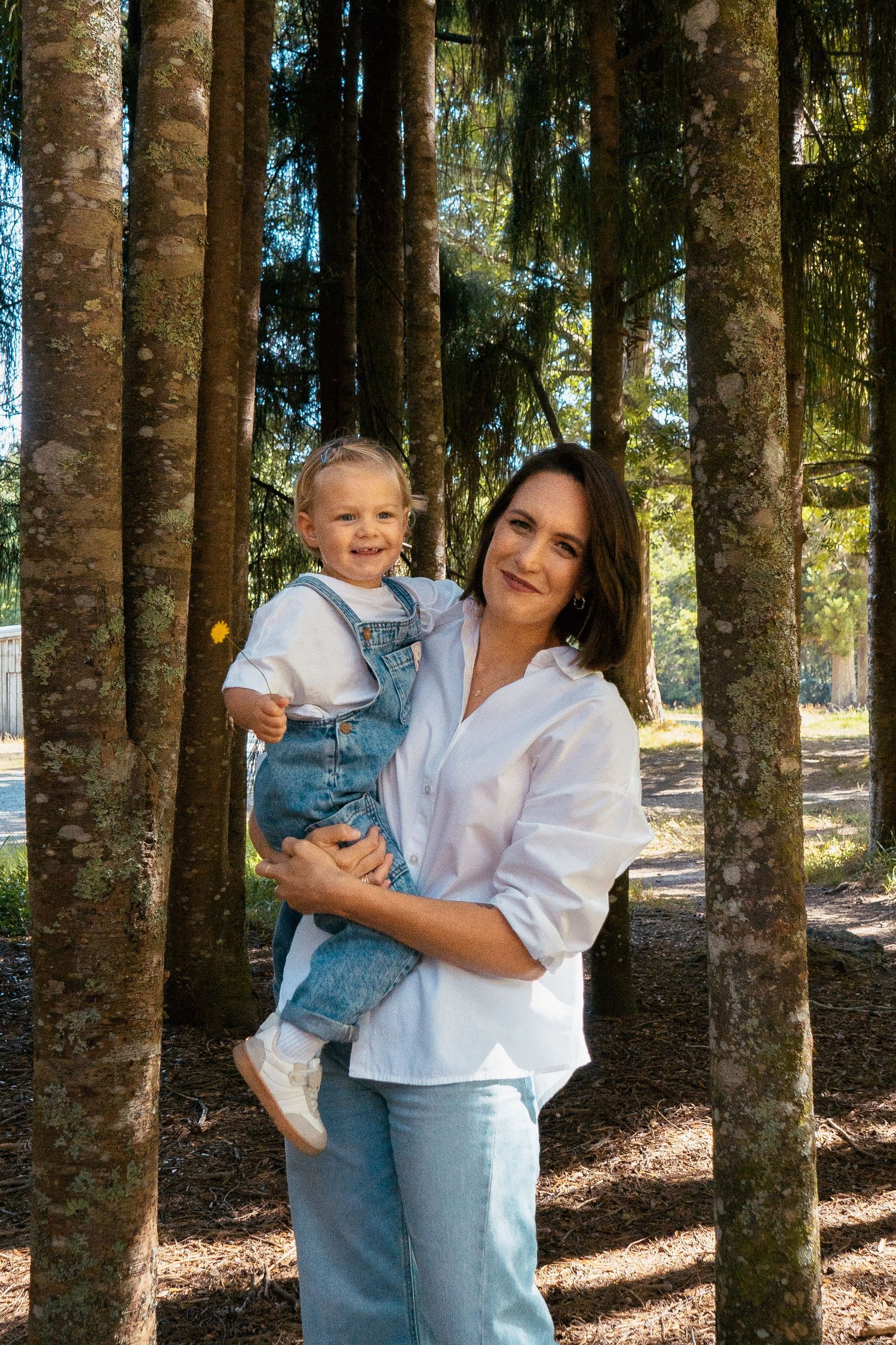 The sweetest mother and daughter family photoshoot session at Riverhead Forest, Auckland.