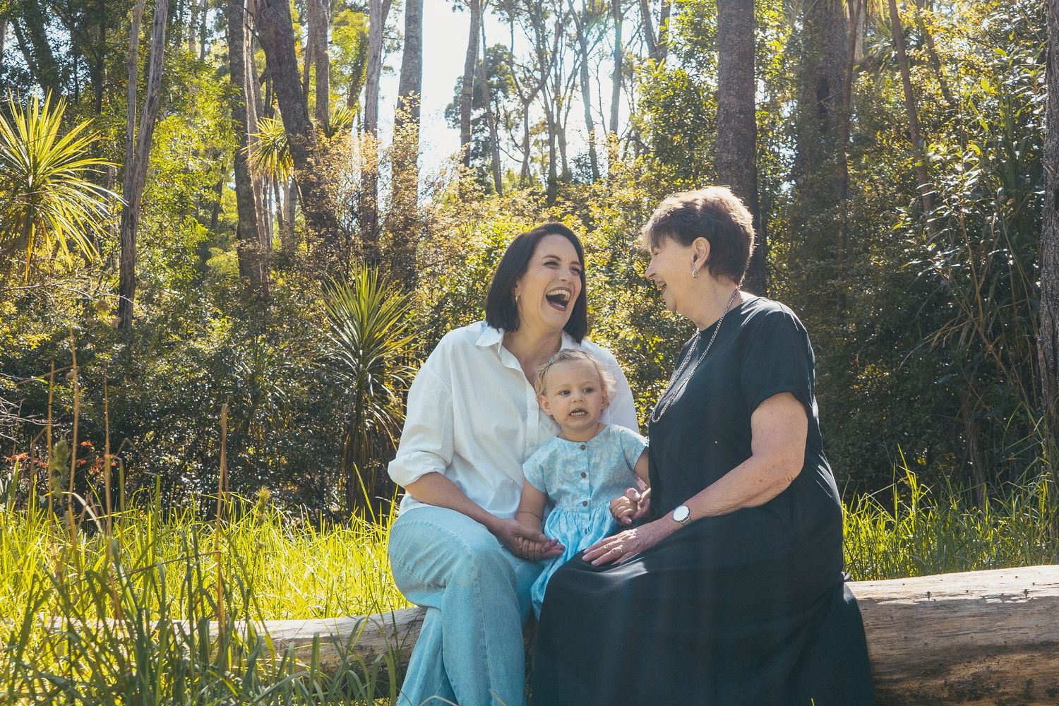 The sweetest mother and daughter family photoshoot session at Riverhead Forest, Auckland.