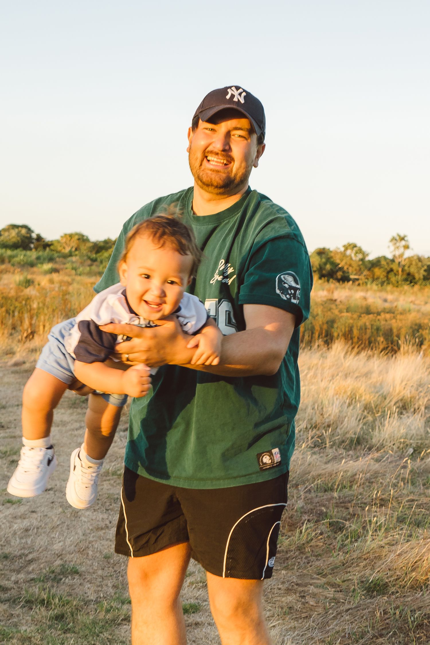 Family session at Ambury Regional Park during sunset