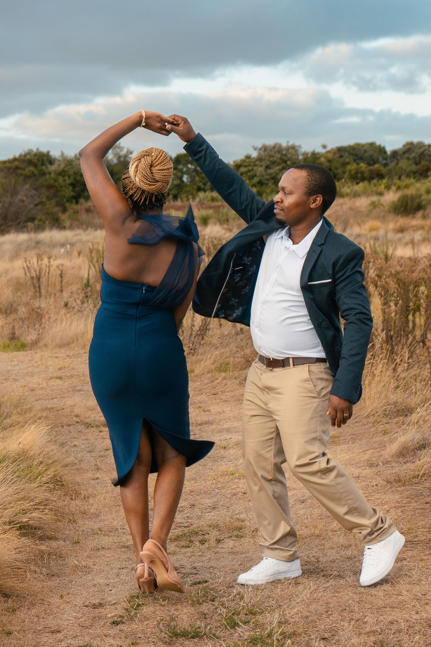 A romantic pre-wedding session during sunset at Ambury Regional Park.