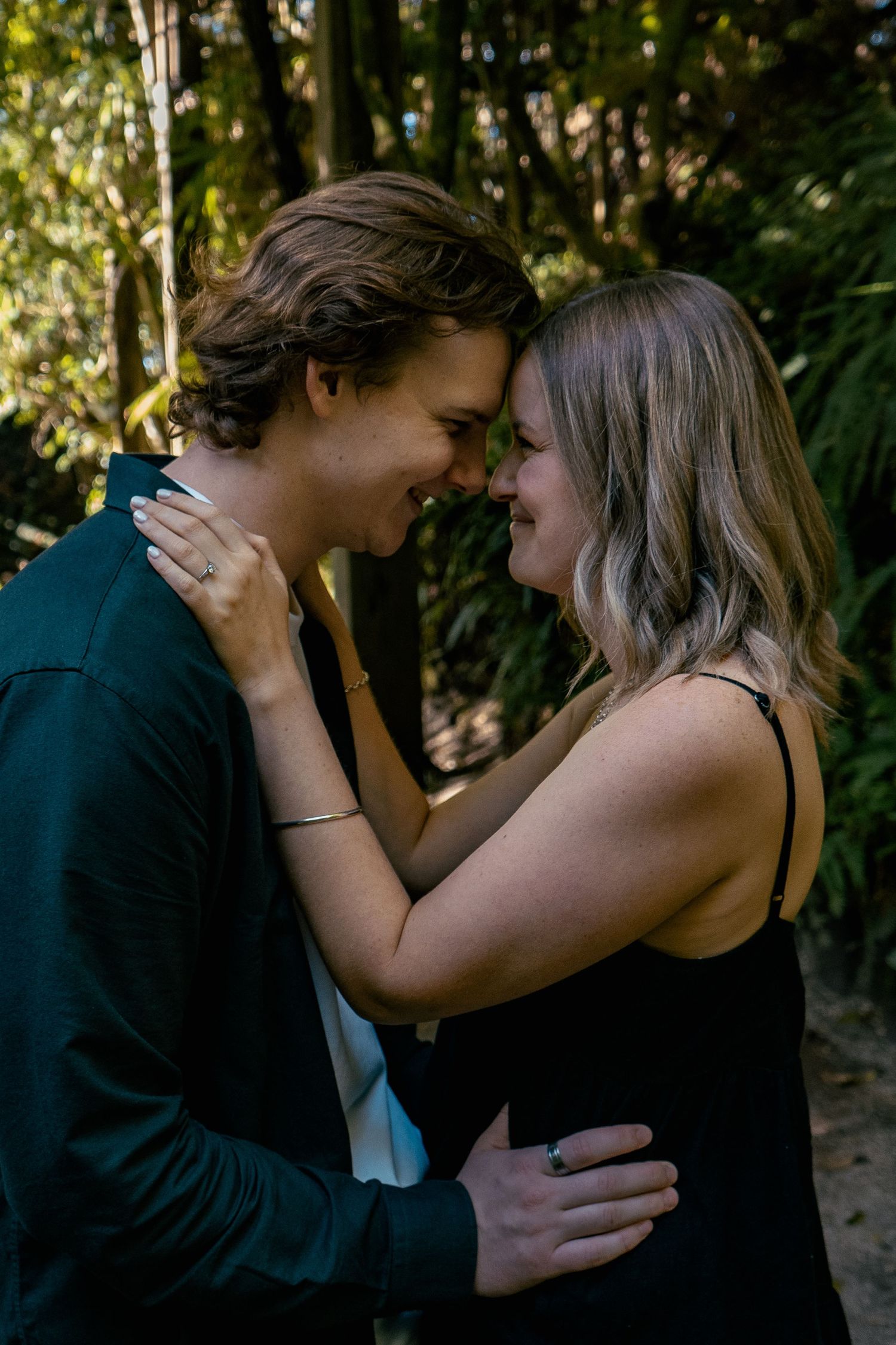 A romantic engagement shoot at the Fernery at Auckland Wintergardens by YM Photography.