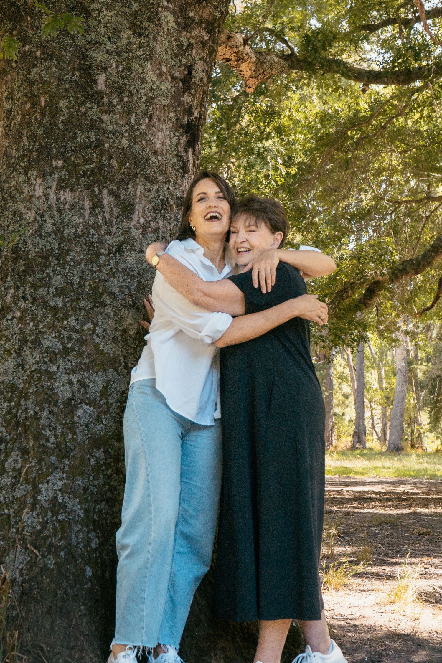 The sweetest mother and daughter family photoshoot session at Riverhead Forest, Auckland.