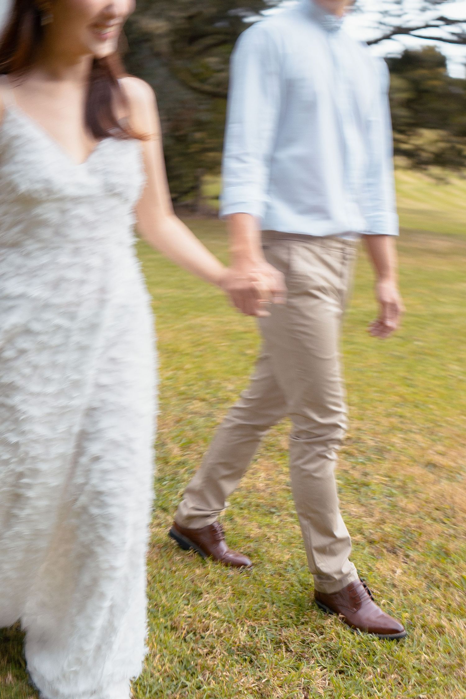 A joyful pre-wedding photoshoot at Auckland Botanical Gardens by YM Photography. Shot on digital and 35mm film.