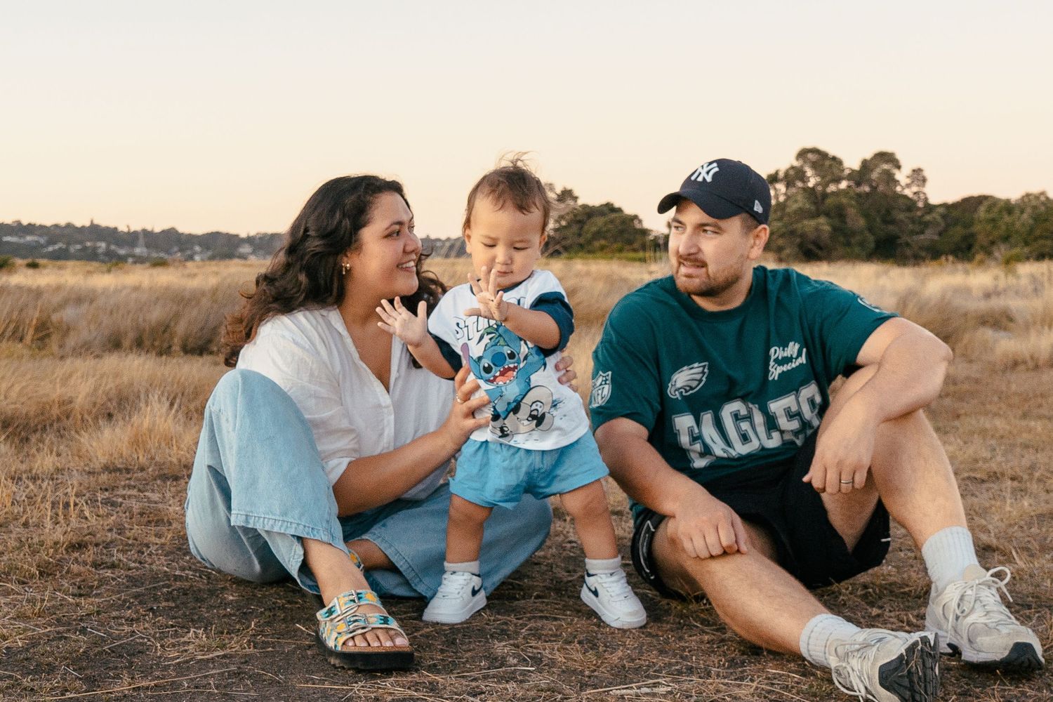 A cute family photoshoot session at Ambury Regional Park by YM Photography.