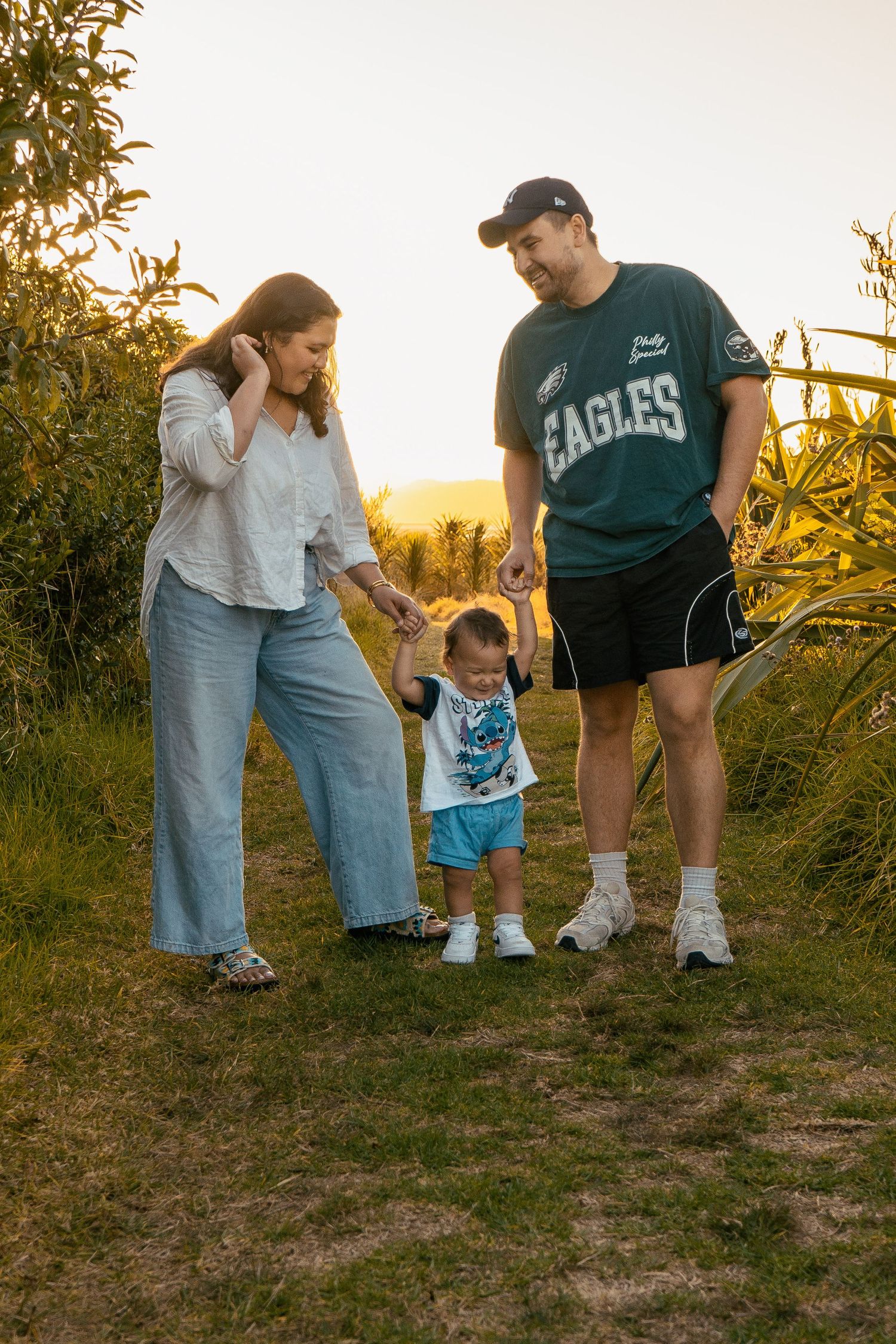 Family session at Ambury Regional Park during sunset