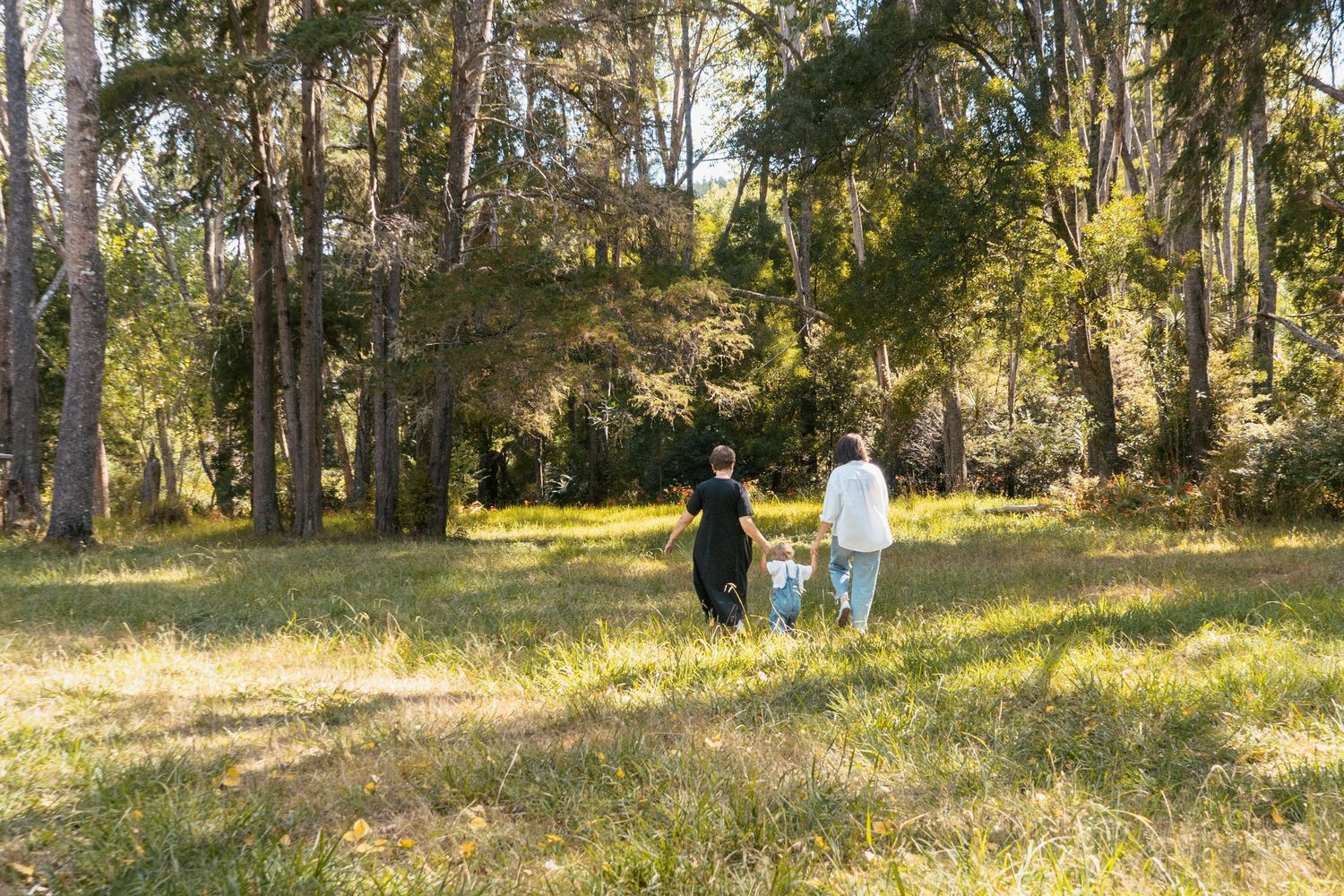 The sweetest mother and daughter family photoshoot session at Riverhead Forest, Auckland.