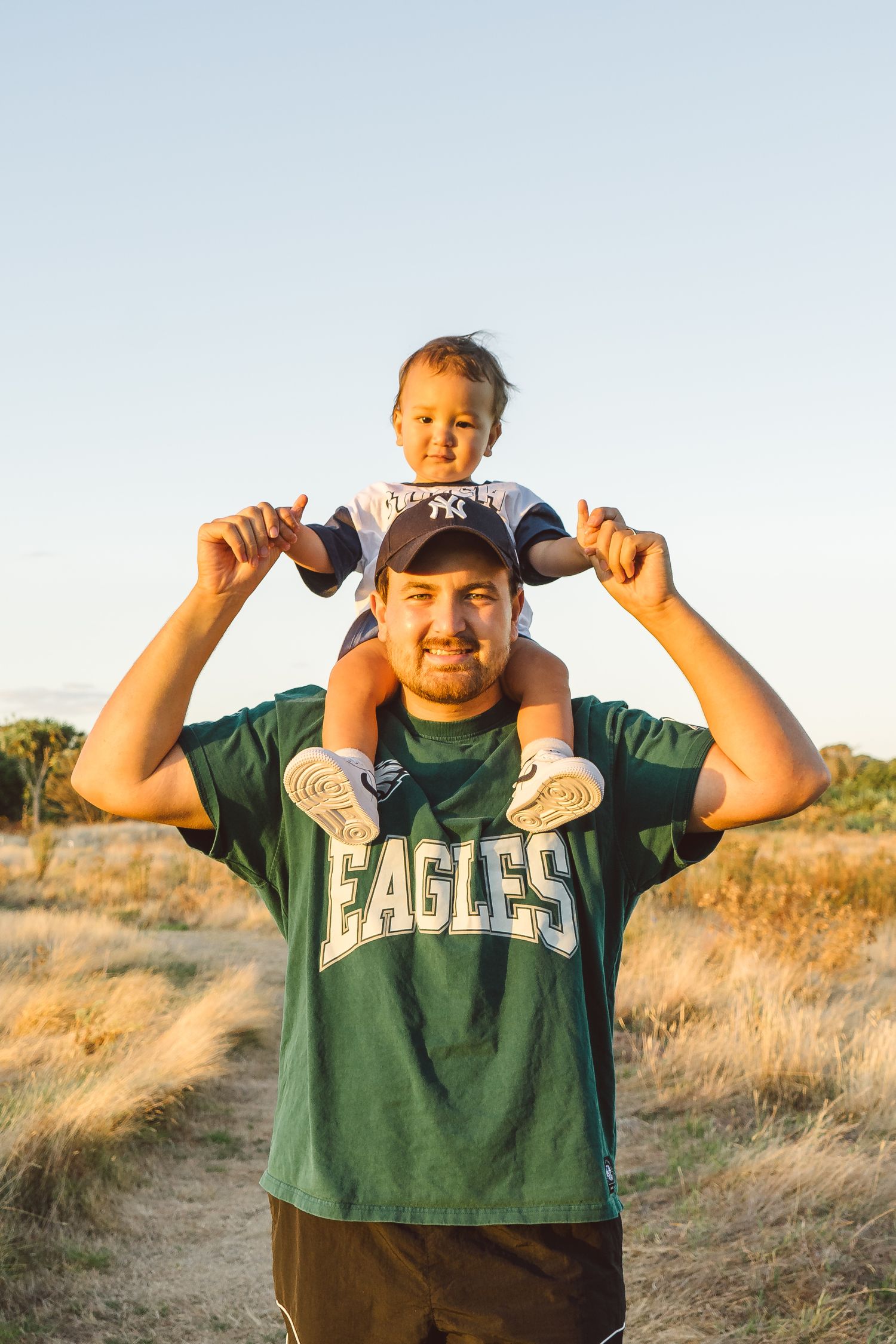 Family session at Ambury Regional Park during sunset