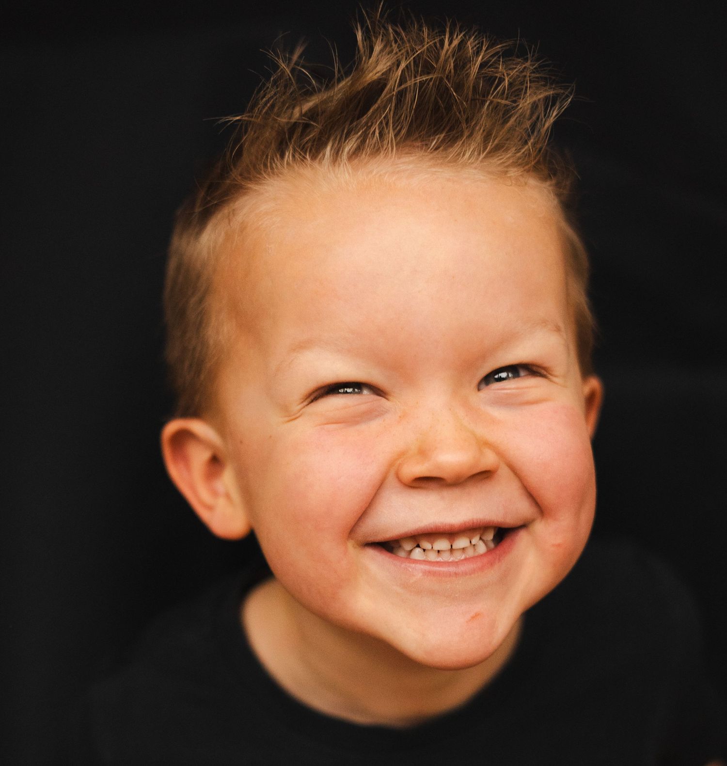 Gezinsfotograaf, kinderfotograaf, kinderfotografie, familiefotograaf, ommen, zwolle, hardenberg, overijssel, dalfsen, fotograaf aan huis