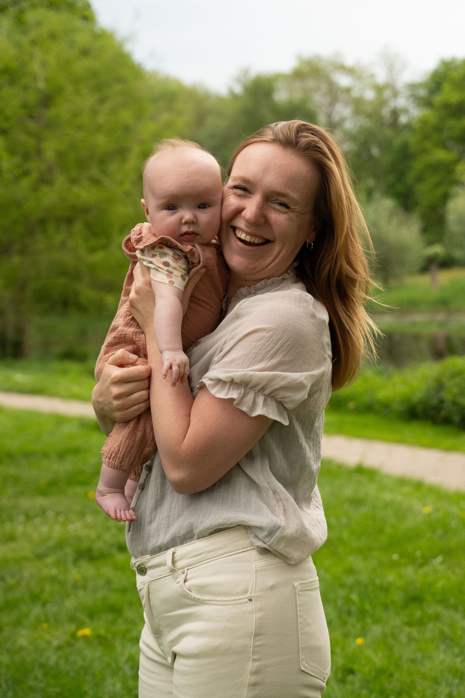 gezin, fotografie, gezinsfoto, fotograaf, ommen, overijssel, baby, newborn, familie, emma, emma de fotograaf