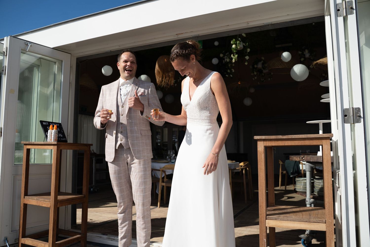 Bruiloft, trouwen, trouwjurk, trouwfotograaf, bruidspaar, trouwreportage, budget fotograaf, budget trouwfotograaf, professionele fotograaf