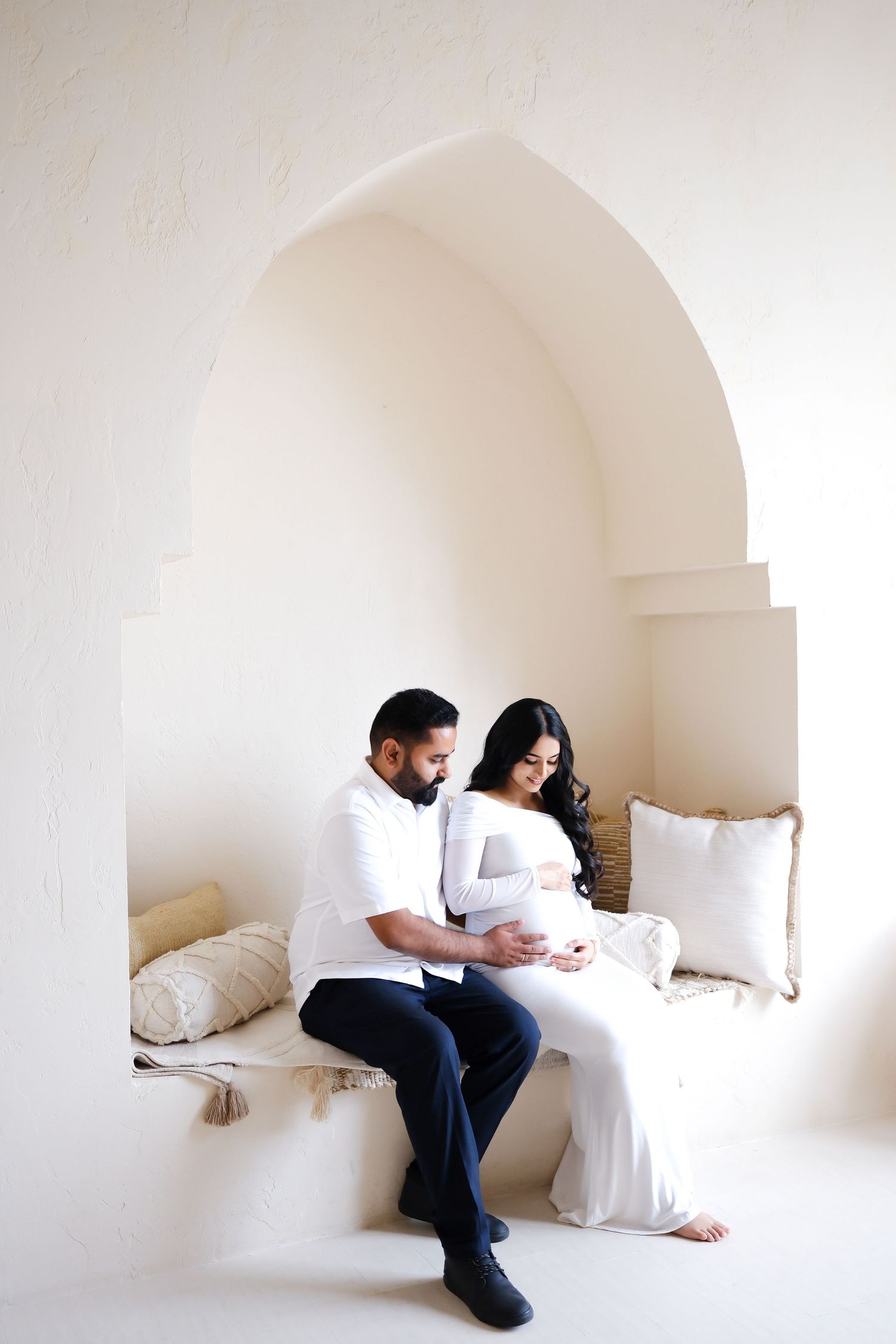 Maternity portrait Toronto, photographer, majestystudios, greater toronto area, family, Nadia, maternity dress, GTA, maternity dress