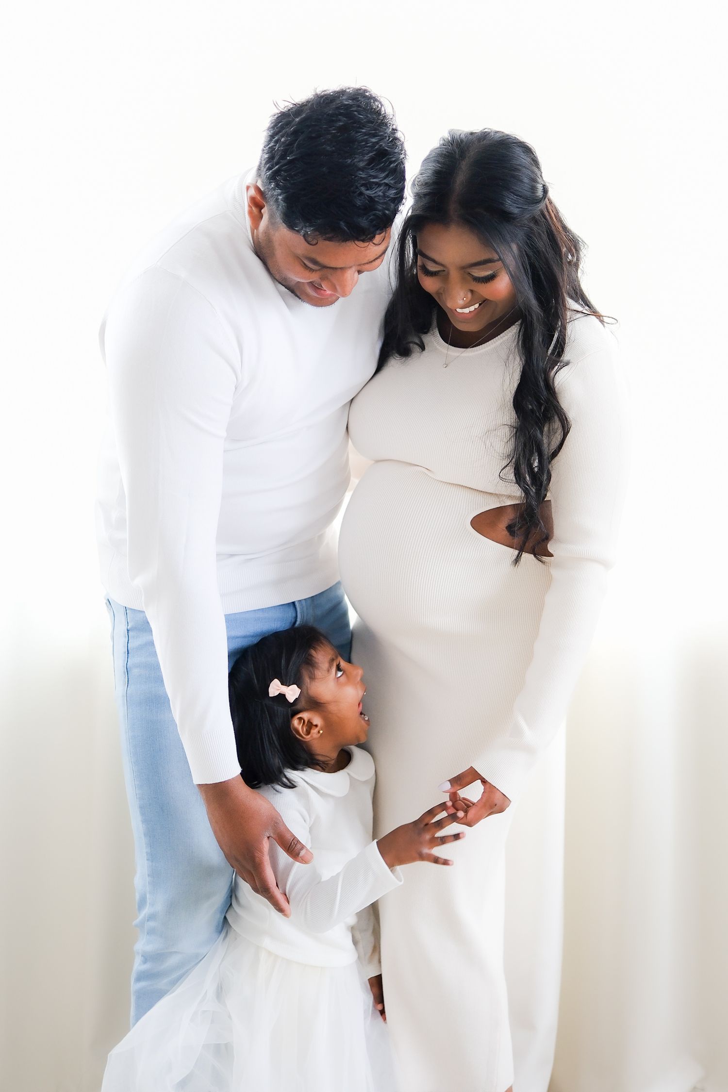 Maternity portrait Toronto, photographer, majestystudios, greater toronto area, family, Nadia, maternity dress, GTA, maternity dress