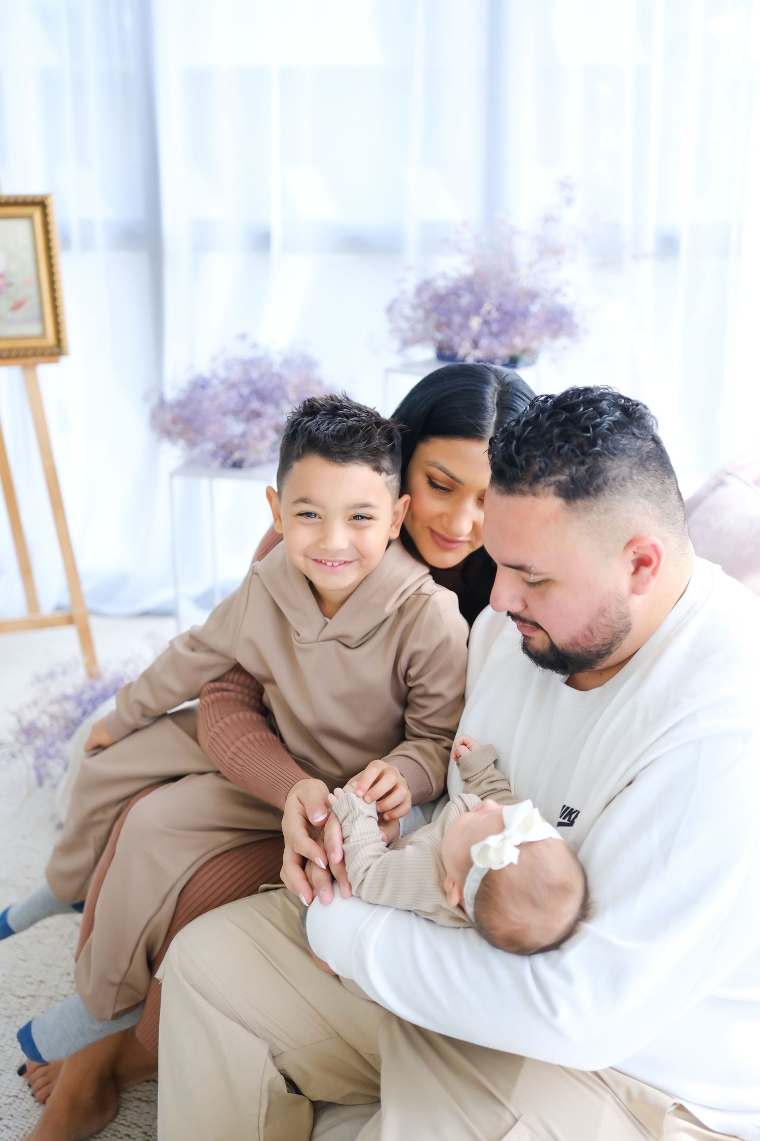 newborn photographer Toronto, majestystudios by Nadia, greater toronto area, family, newborn portraits, lifestyle, studio session, GTA