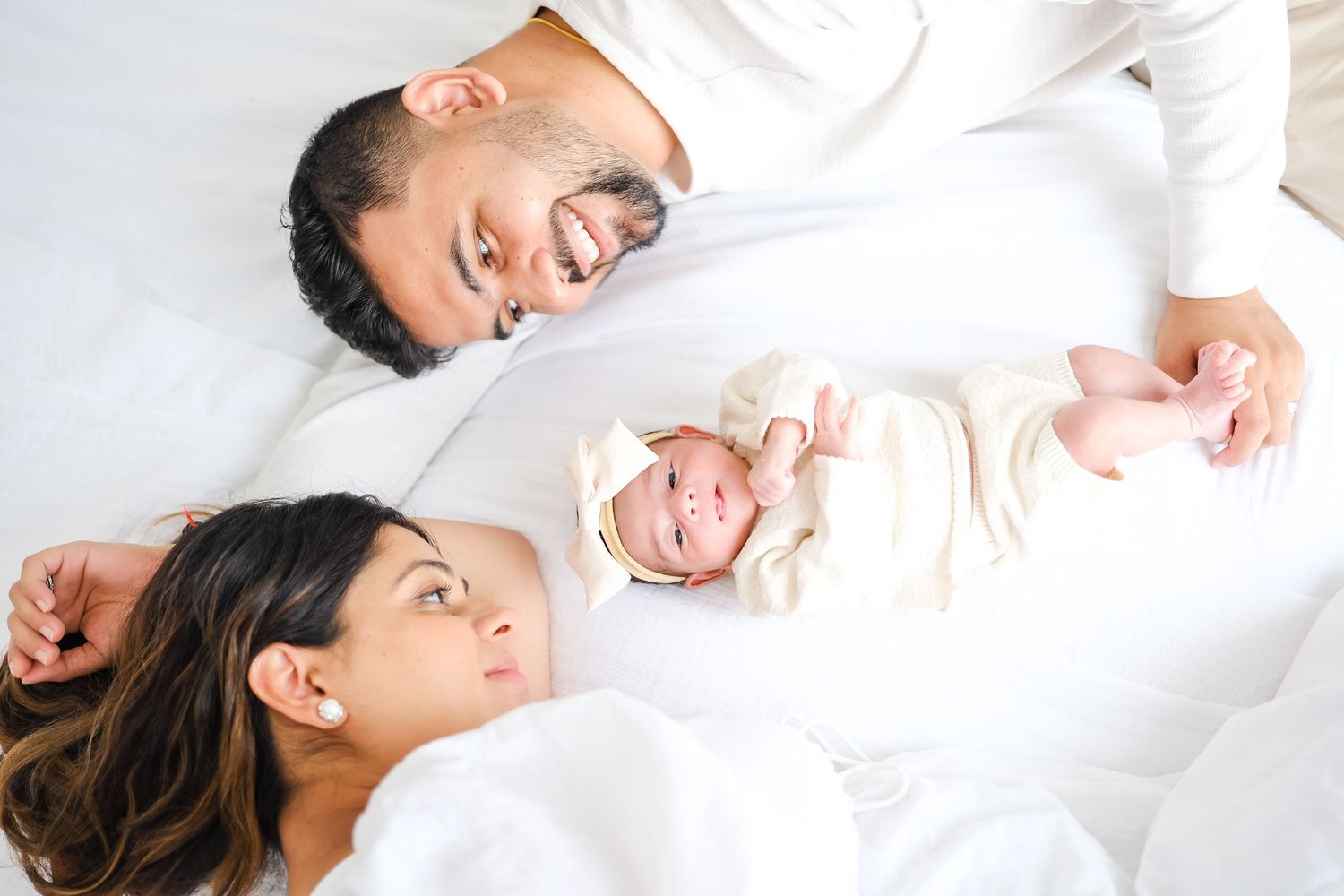 newborn photographer Toronto, majestystudios by Nadia, greater toronto area, family, newborn portraits, lifestyle, studio session, GTA
