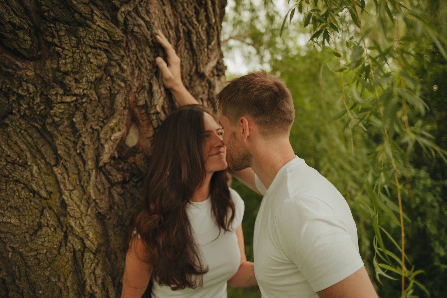 Engagement Photos and Senior photos in Des Moines, Iowa | Romantic & Timeless Couples Photography