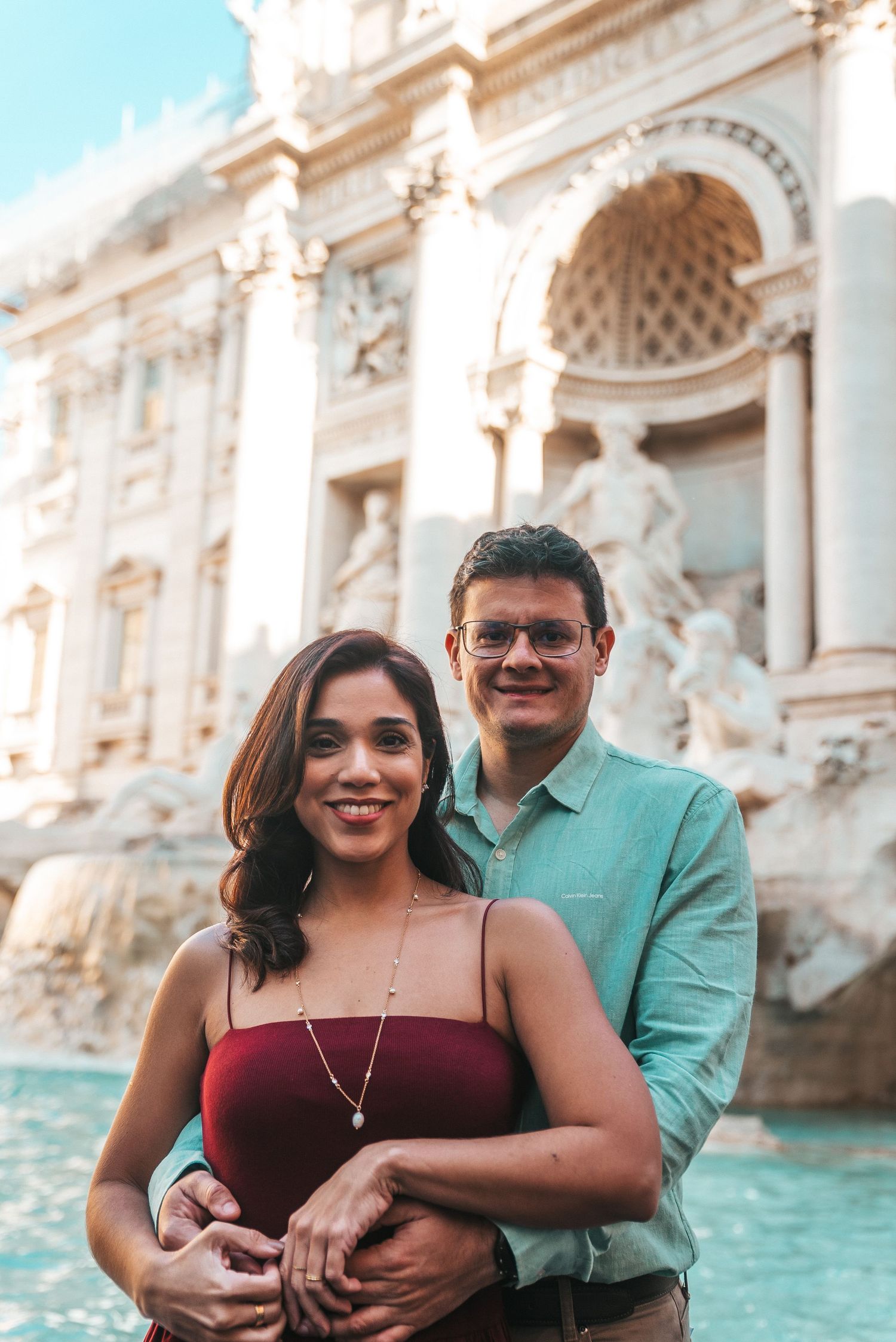 Romantic photoshoot at the iconic Trevi Fountain in Rome.
