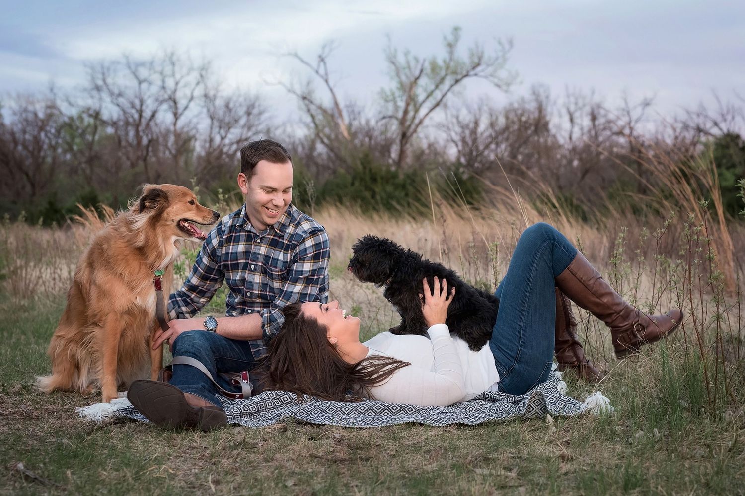 Engaged with pupies