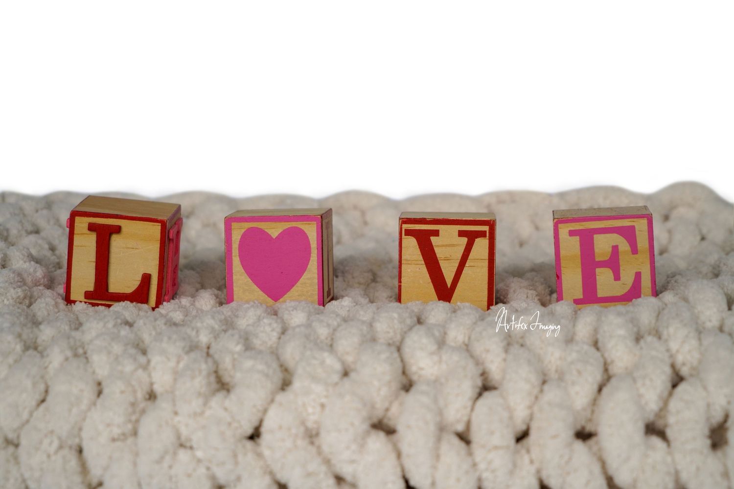 Creative commercial session of a hand-made knitted blanket taken by Artifex Imaging in Bakersfield, CA. for Etsy shop Jenitco.