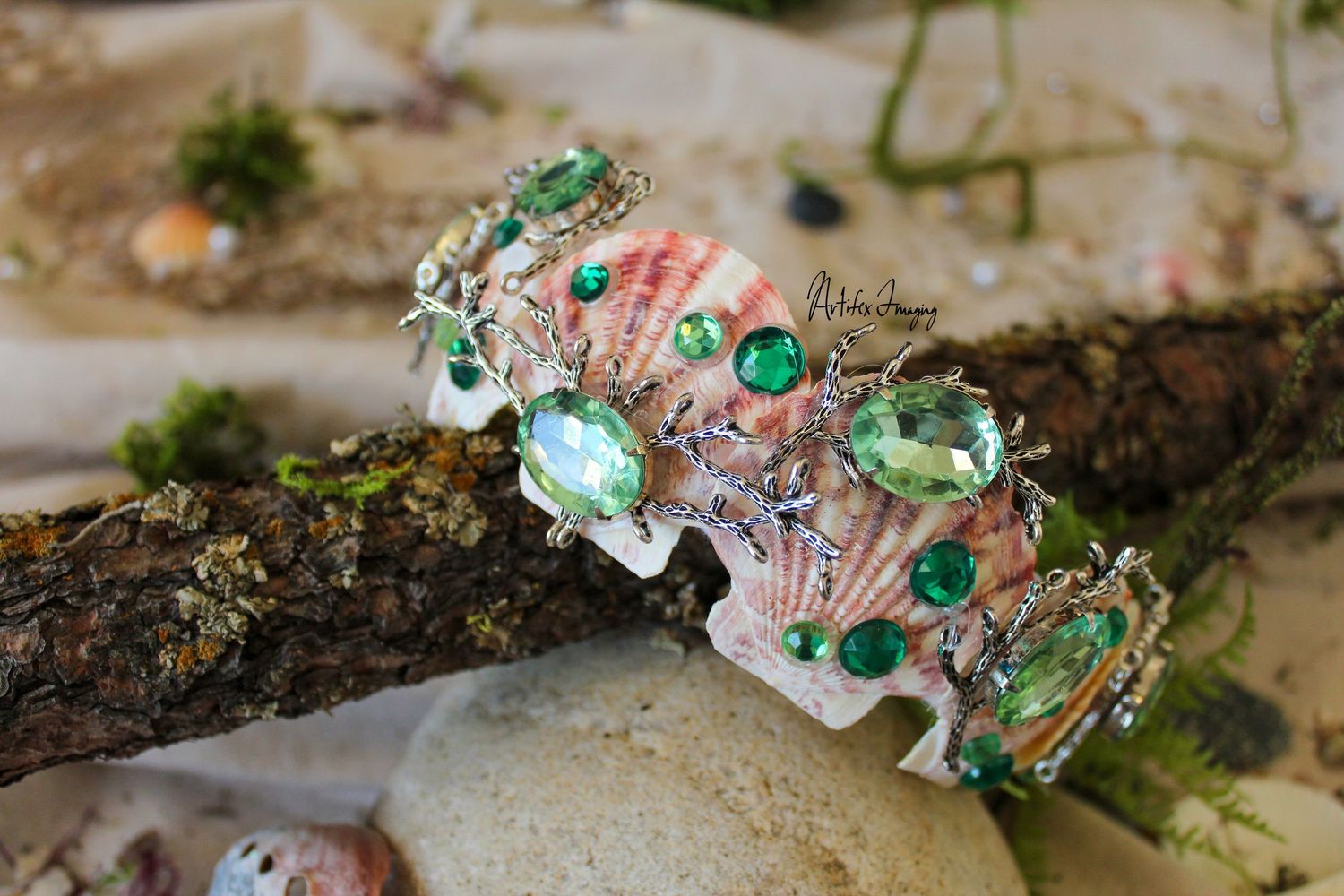 Creative commercial session of a hand-made mermaid crown taken by Artifex Imaging in Bakersfield, CA. for Etsy shop TheWildandBroken.