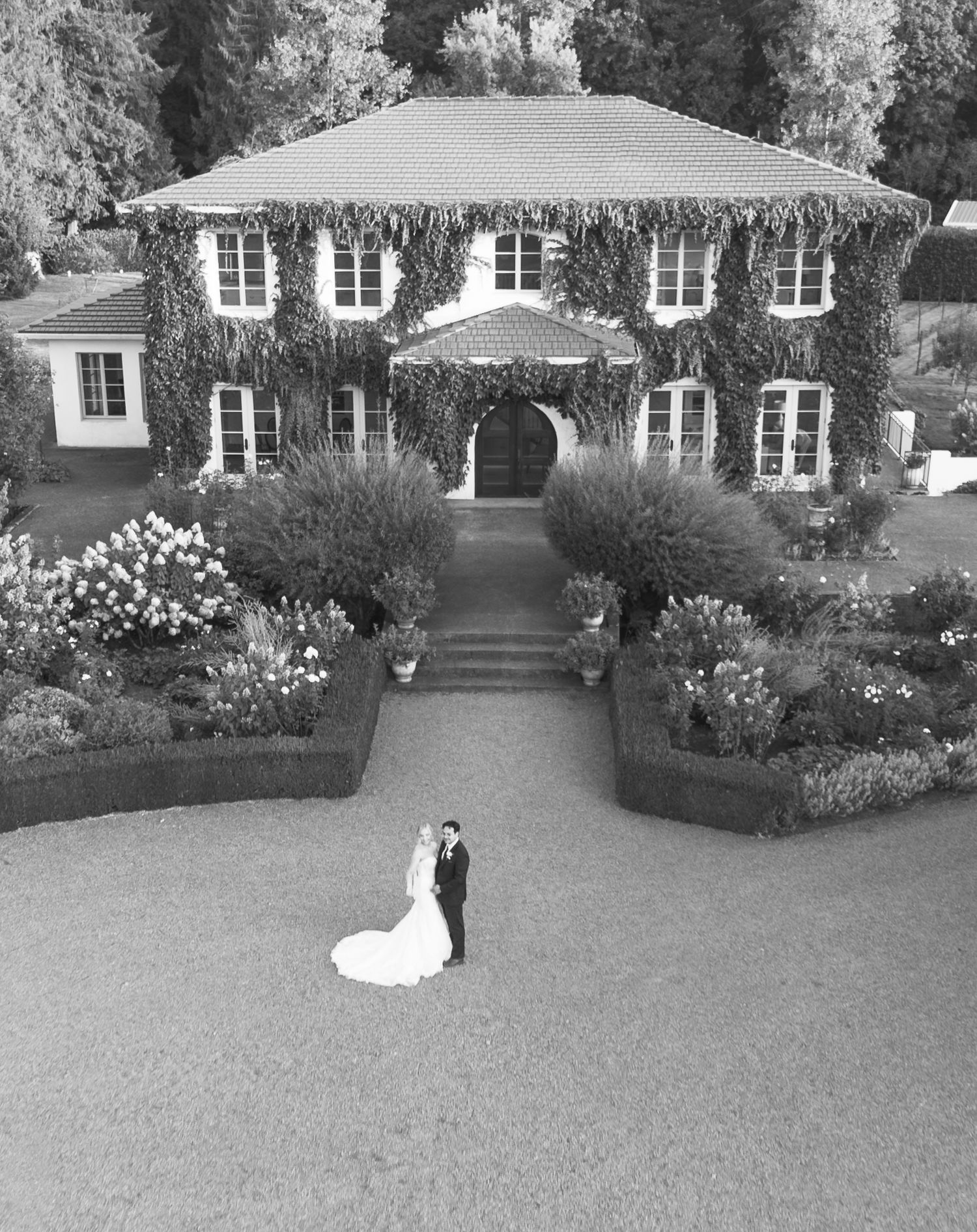 Editorial Luxury Wedding Photographer in Tri-Cities, Portland, and Seattle by Britt Egan Photography – Romantic, Honest, Timeless