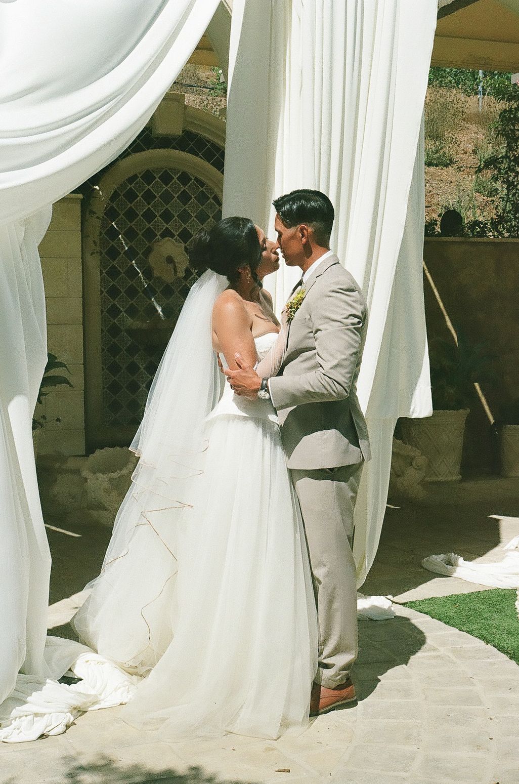 Editorial Luxury Wedding Photographer in Tri-Cities, Portland, and Seattle by Britt Egan Photography – Romantic, Honest, Timeless