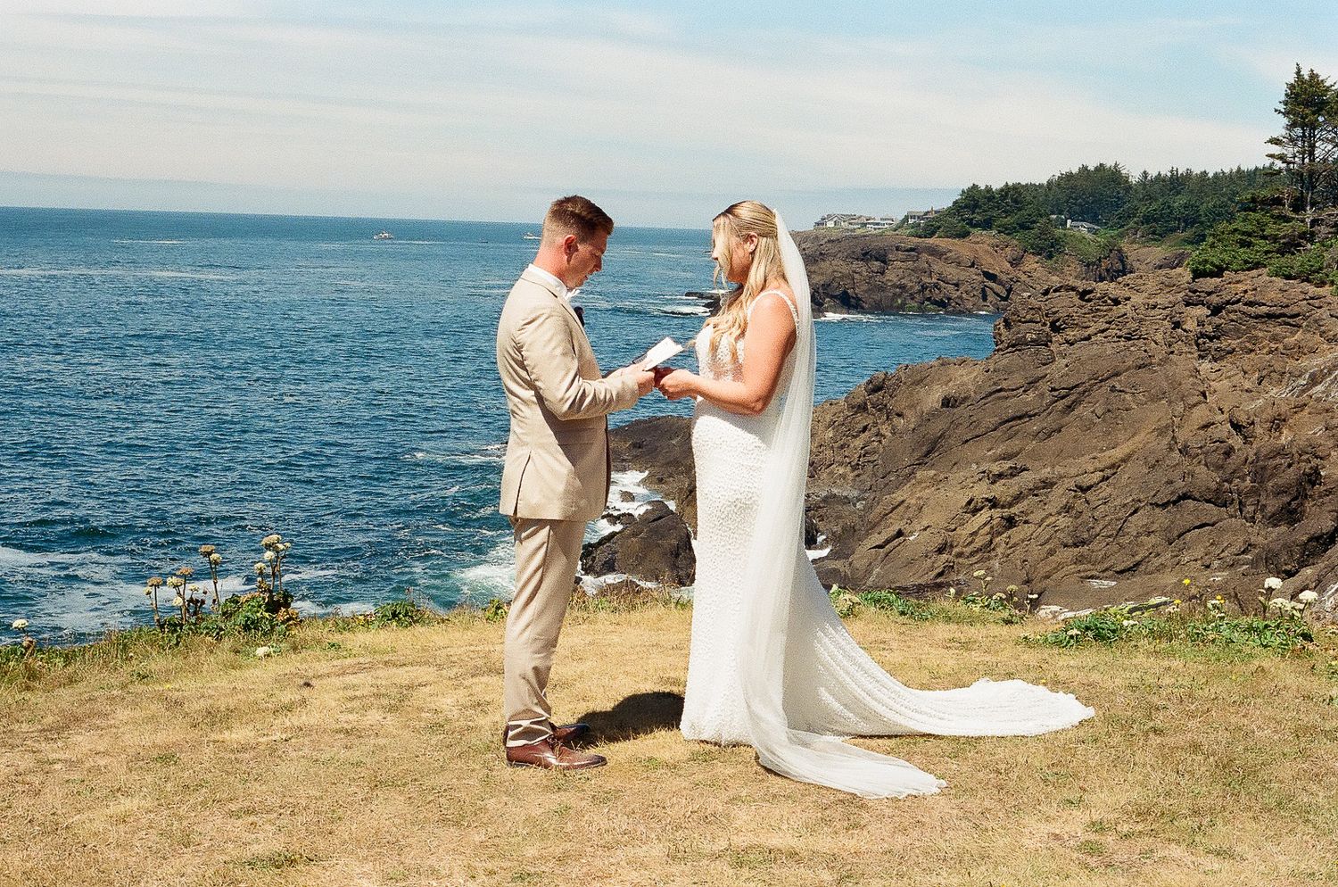 Editorial Luxury Wedding Photographer in Tri-Cities, Portland, and Seattle by Britt Egan Photography – Romantic, Honest, Timeless