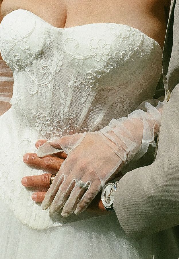 Editorial Luxury Wedding Photographer in Tri-Cities, Portland, and Seattle by Britt Egan Photography – Romantic, Honest, Timeless