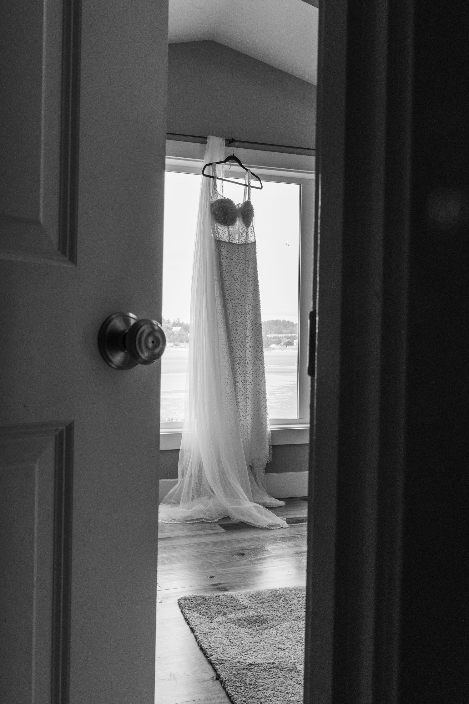 Editorial Luxury Wedding Photographer in Tri-Cities, Portland, and Seattle by Britt Egan Photography – Romantic, Honest, Timeless