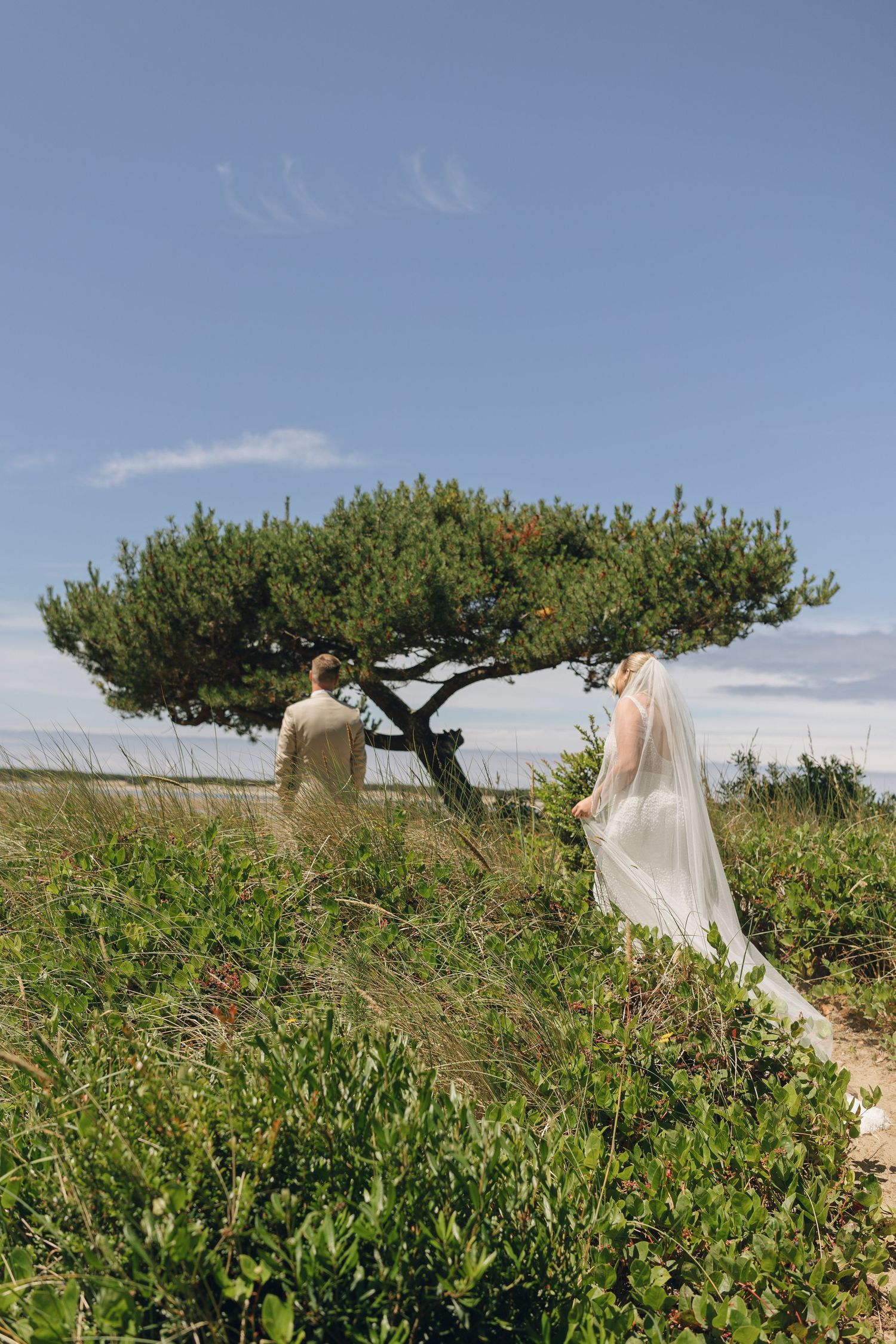 Editorial Luxury Wedding Photographer in Tri-Cities, Portland, and Seattle by Britt Egan Photography – Romantic, Honest, Timeless