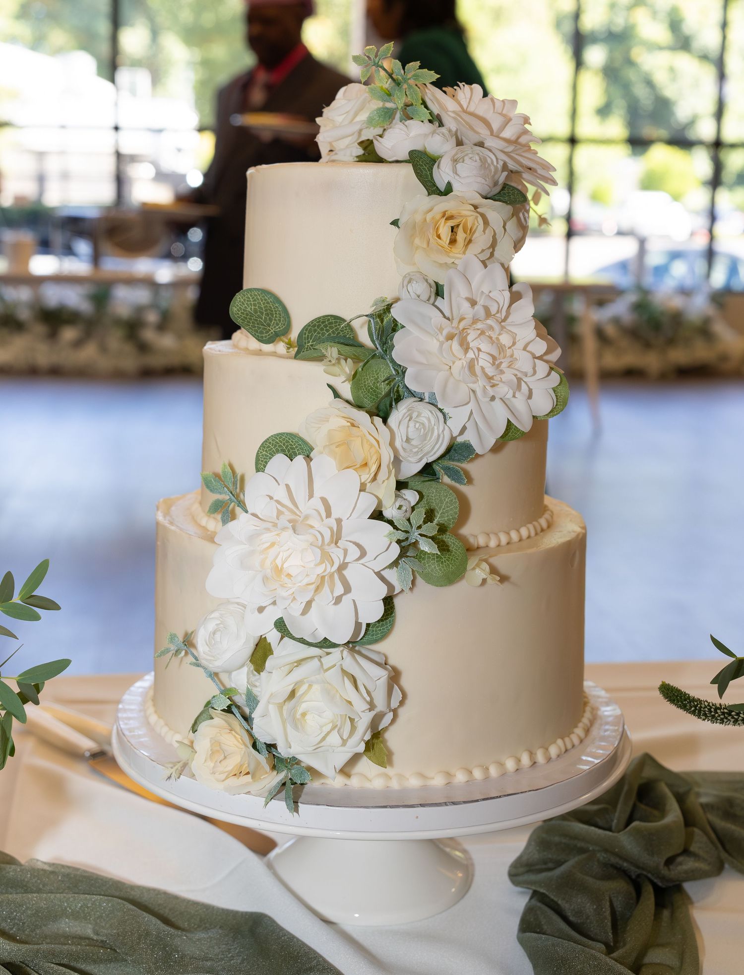 Timeless Romantic Wedding Photography in the PNW and California by Britt Egan Photography – Honest, Editorial, Luxury
