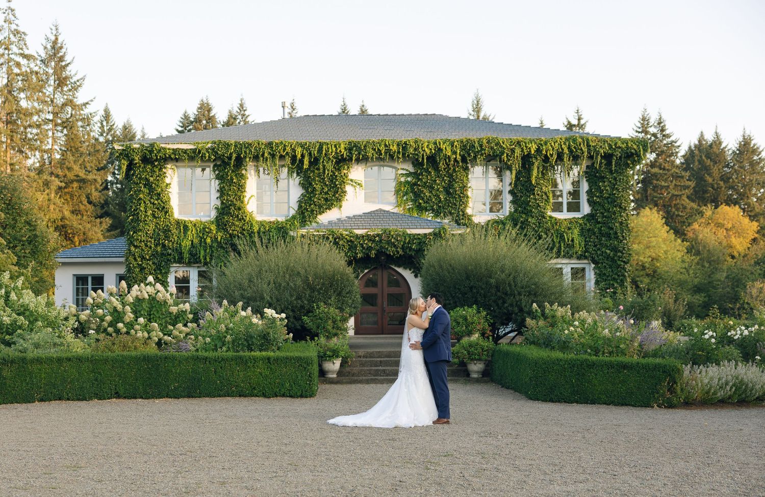 Editorial Luxury Wedding Photographer in Tri-Cities, Portland, and Seattle by Britt Egan Photography – Romantic, Honest, Timeless