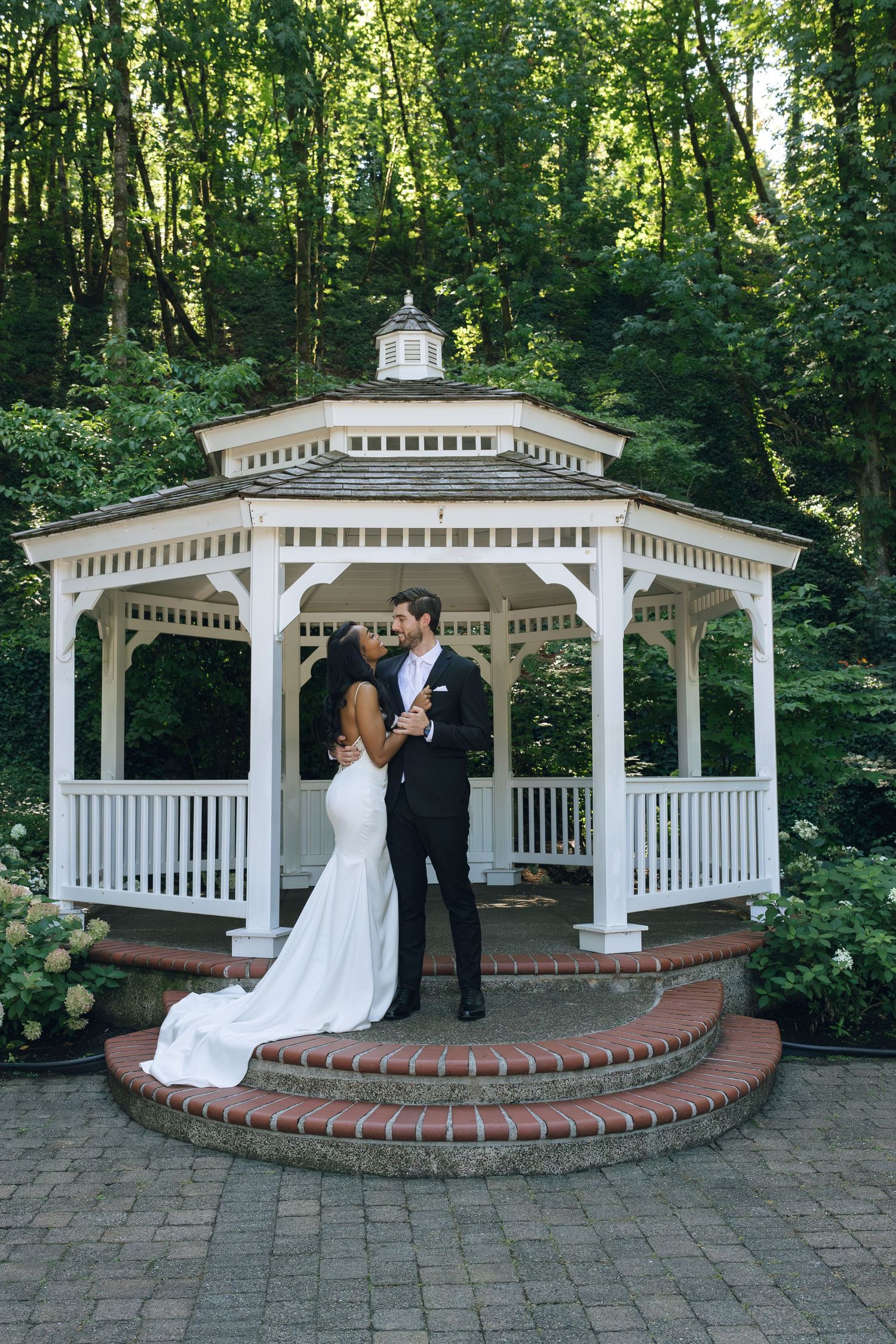 Editorial Luxury Wedding Photographer in Tri-Cities, Portland, and Seattle by Britt Egan Photography – Romantic, Honest, Timeless