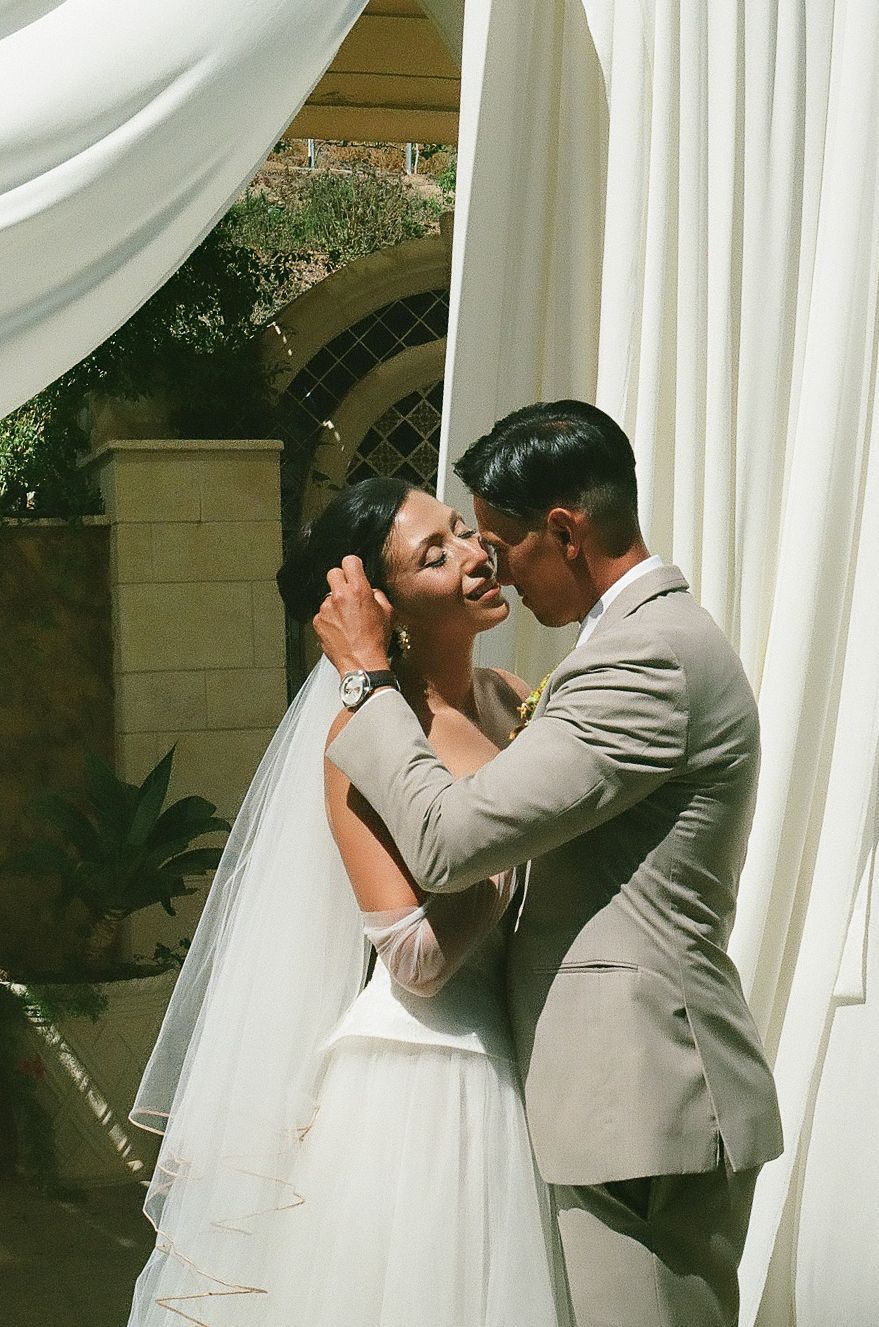 Editorial Luxury Wedding Photographer in Tri-Cities, Portland, and Seattle by Britt Egan Photography – Romantic, Honest, Timeless