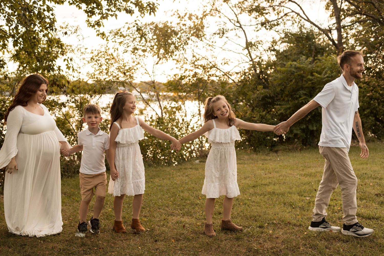 family photo session in maryland at sunset